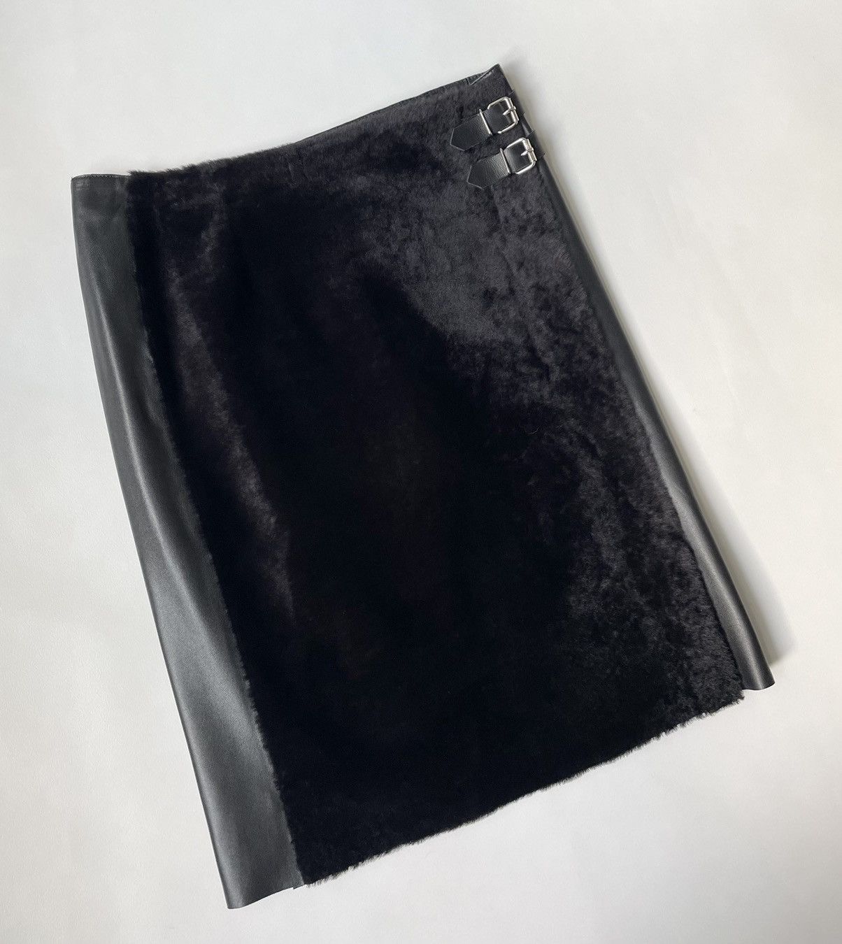 Miu Miu Early 2000’s Shearling Leather Skirt Size 26" / US 2 / IT 38 - 6 Thumbnail