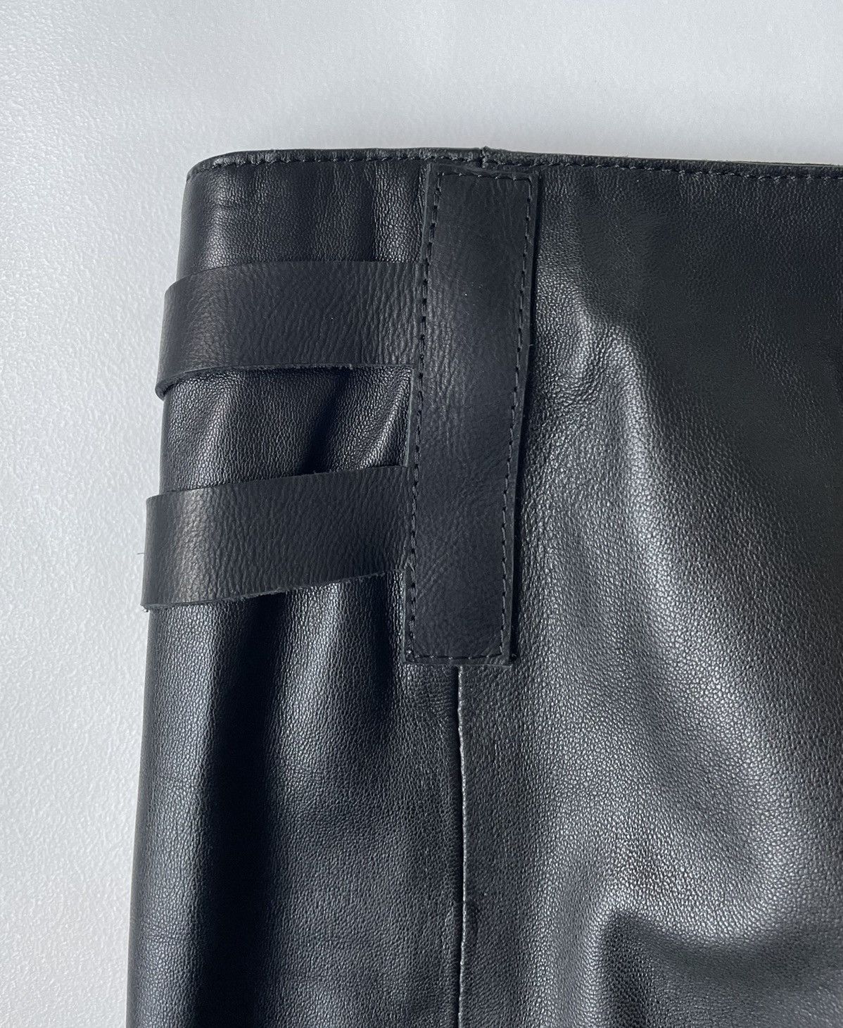 Miu Miu Early 2000’s Shearling Leather Skirt Size 26" / US 2 / IT 38 - 10 Thumbnail