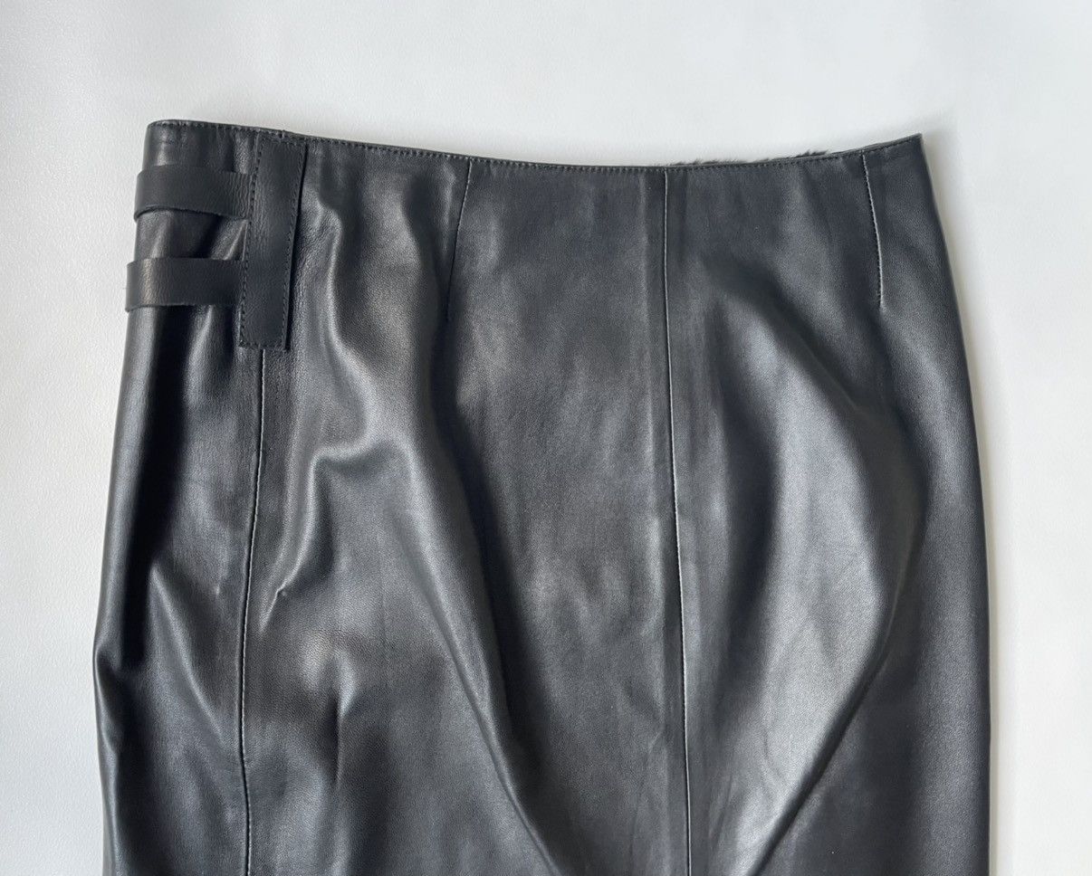 Miu Miu Early 2000’s Shearling Leather Skirt Size 26" / US 2 / IT 38 - 9 Thumbnail