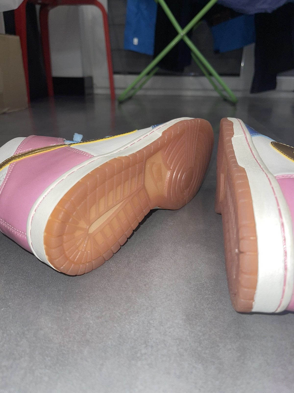 Nike SS09 Nike Dunk High GS Sail Pink Gold Blue Hi-Top Sneakers Size US 6 / IT 36 - 13 Thumbnail