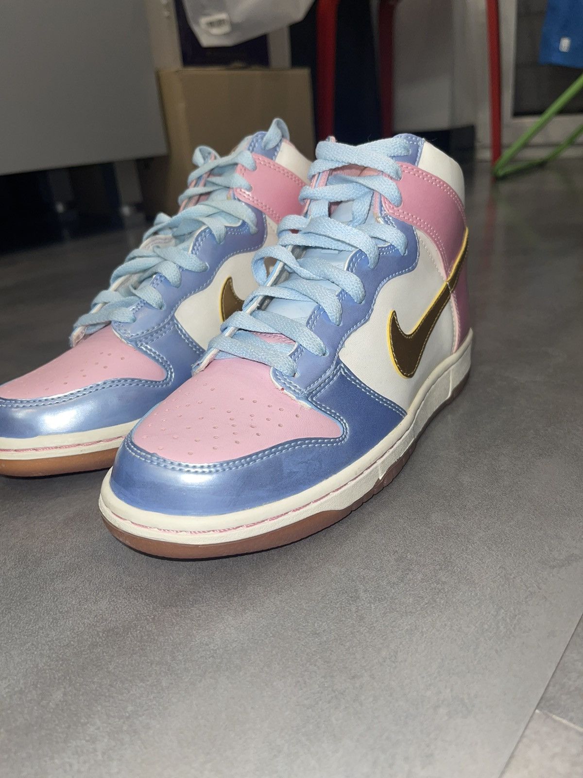 Nike SS09 Nike Dunk High GS Sail Pink Gold Blue Hi-Top Sneakers Size US 6 / IT 36 - 5 Thumbnail