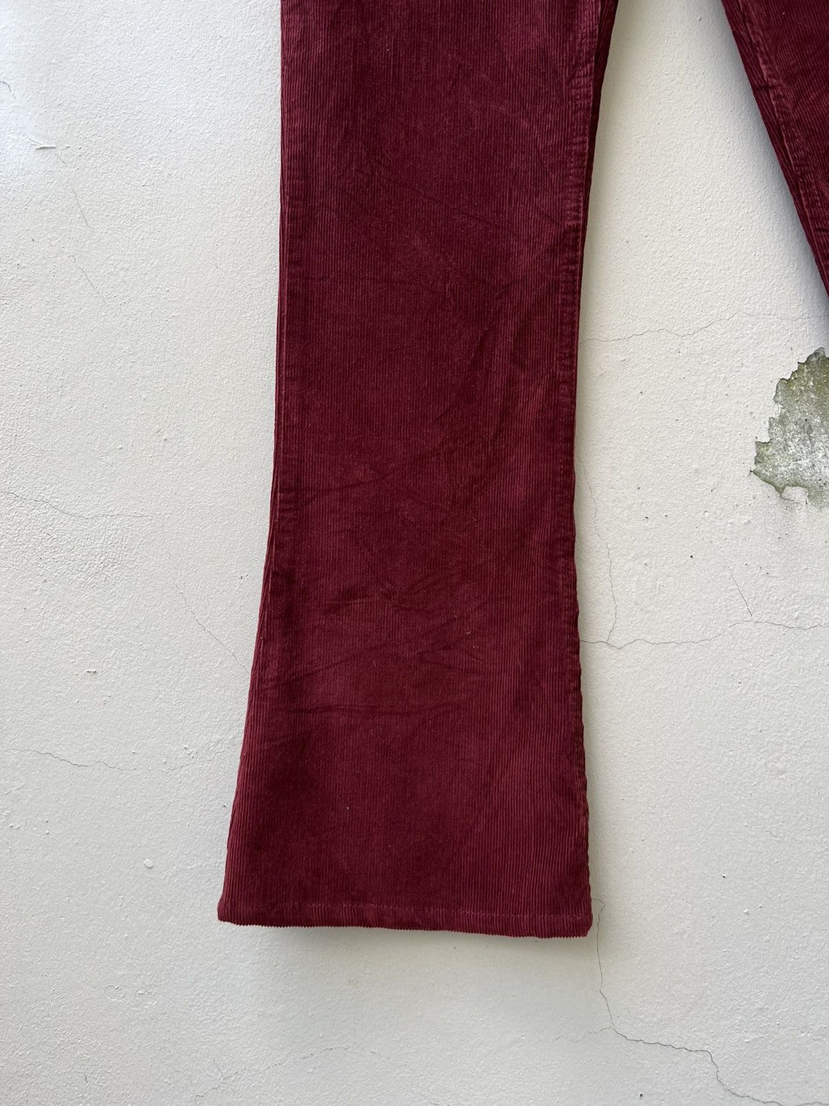 Levi's Vintage 1999 Levi’s 646 Maroon Corduroy Bootcut Jeans Size US 29 - 6 Thumbnail