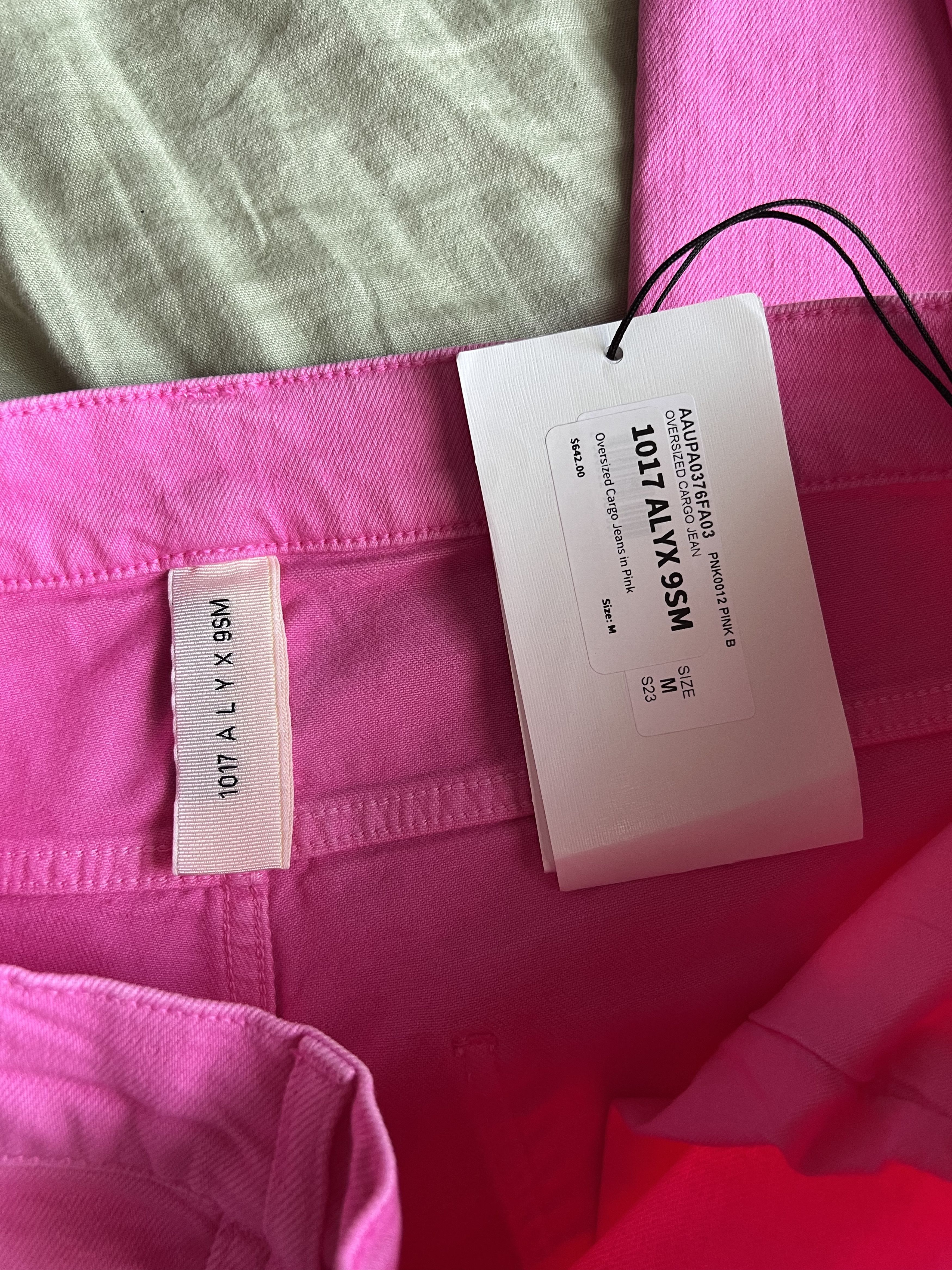 1017 ALYX 9SM 1017 Alyx 9SM Oversized Denim Cargo Jeans in Pink Size US 33 - 7 Thumbnail