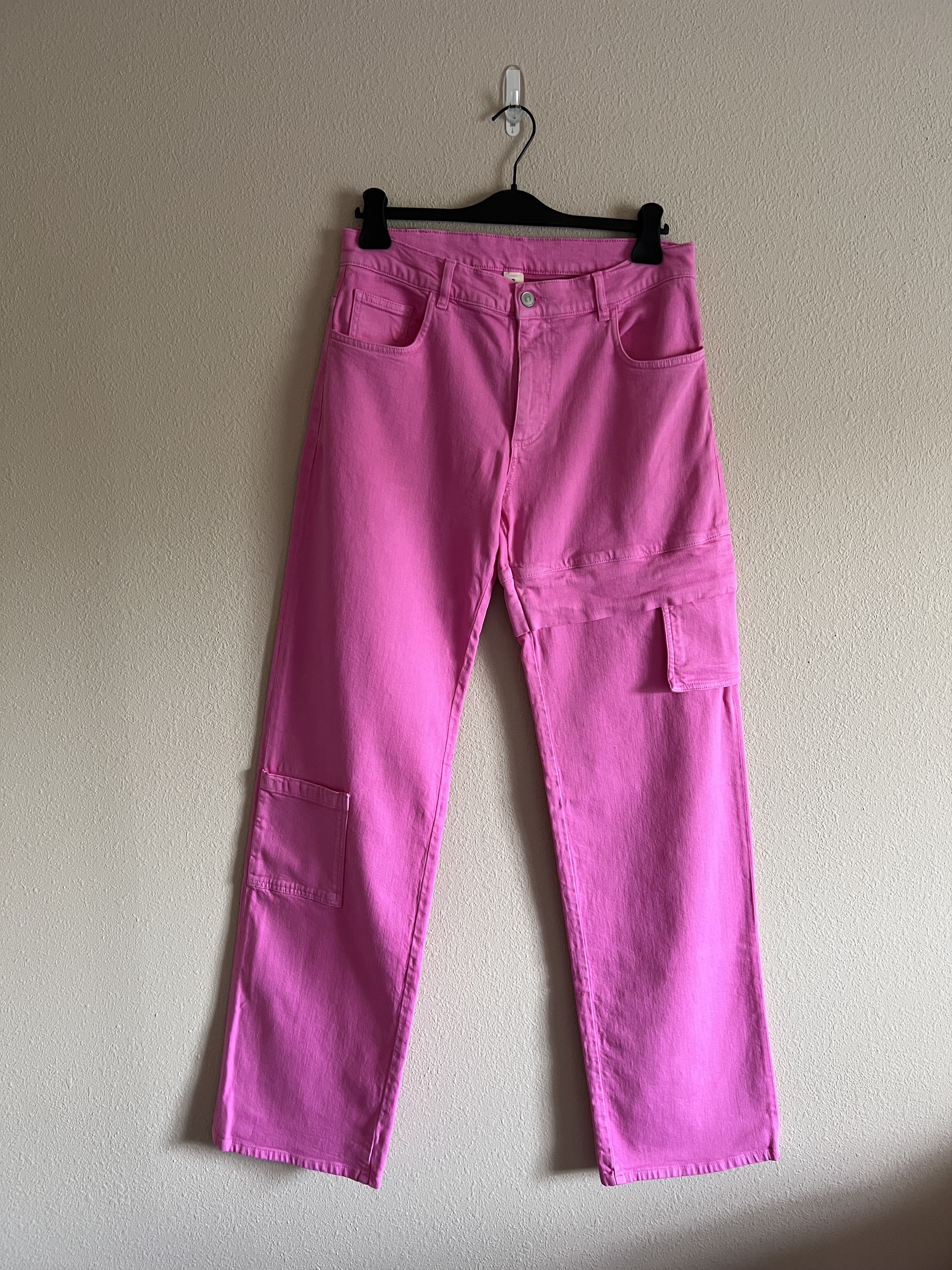 1017 ALYX 9SM 1017 Alyx 9SM Oversized Denim Cargo Jeans in Pink Size US 33 - 1 Thumbnail