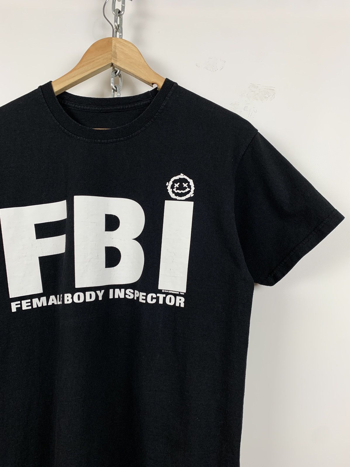 Vintage 1993 Vintage FBI Female Body Inspector Humor T-Shirt Size US M / EU 48-50 / 2 - 5 Thumbnail