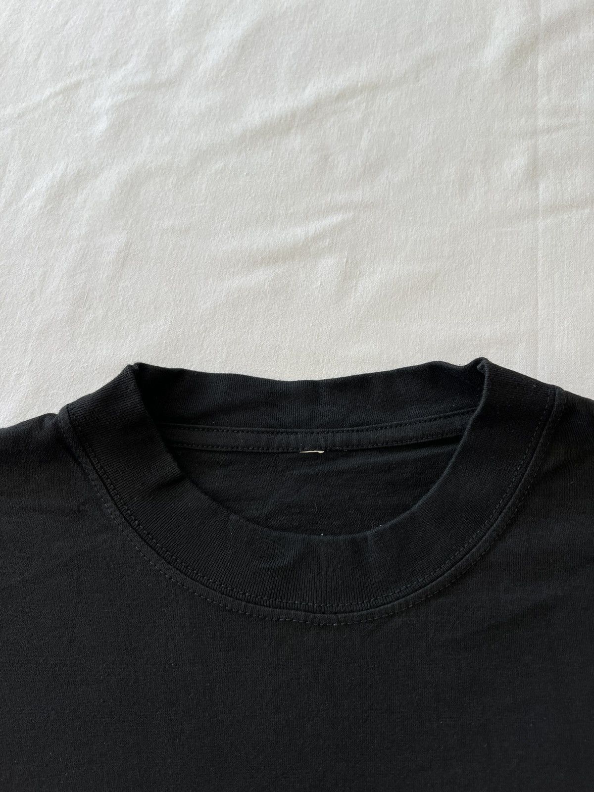 Band Tees Vintage 1996 Star Trek Voyager Black Tee (Star Wars) Size US L / EU 52-54 / 3 - 9 Thumbnail