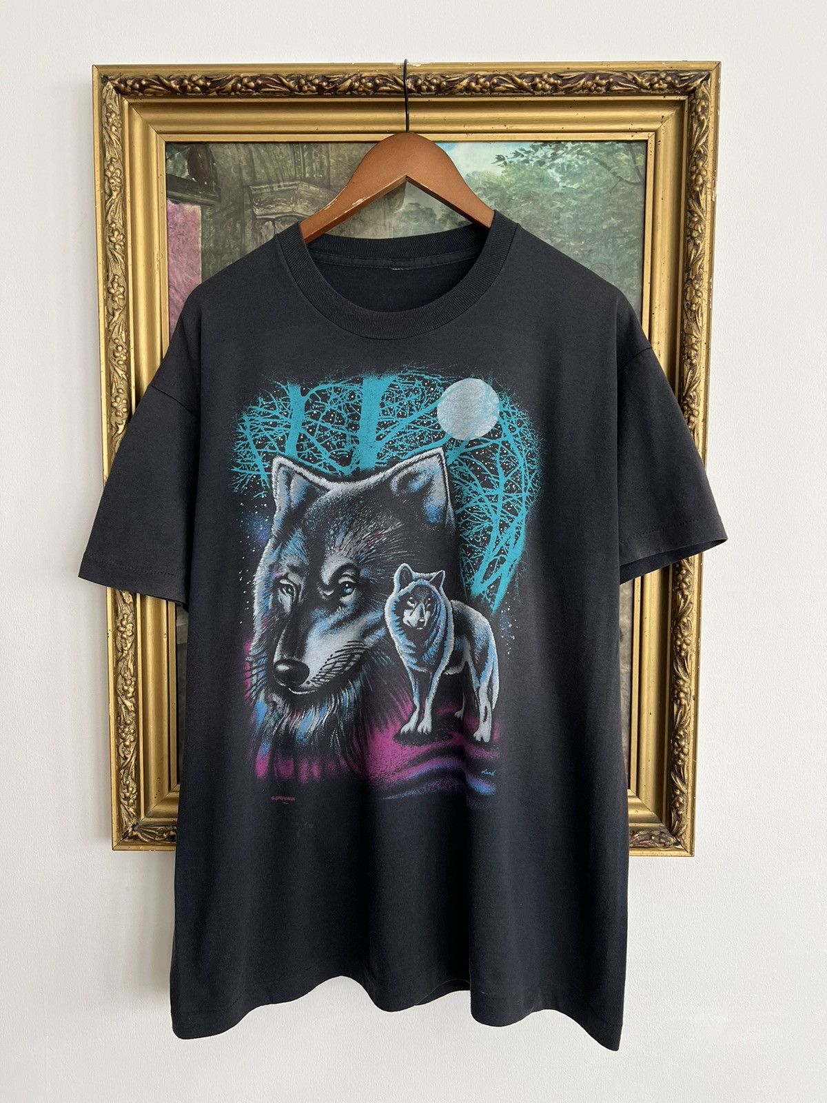 Vintage Vintage 90s Wolf Single Stitch Faded Black Tee Size US XL / EU 56 / 4 - 1 Thumbnail