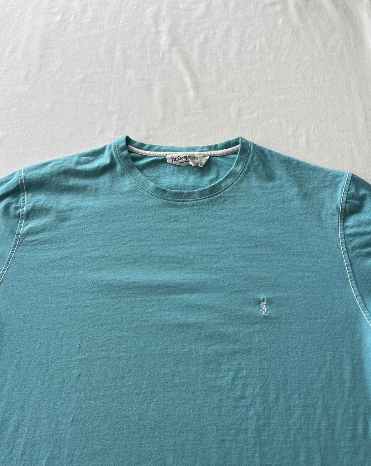 Vintage Vintage Yves Saint Laurent YVS Pour Homme Blue Tee Size US L / EU 52-54 / 3 - 3 Thumbnail