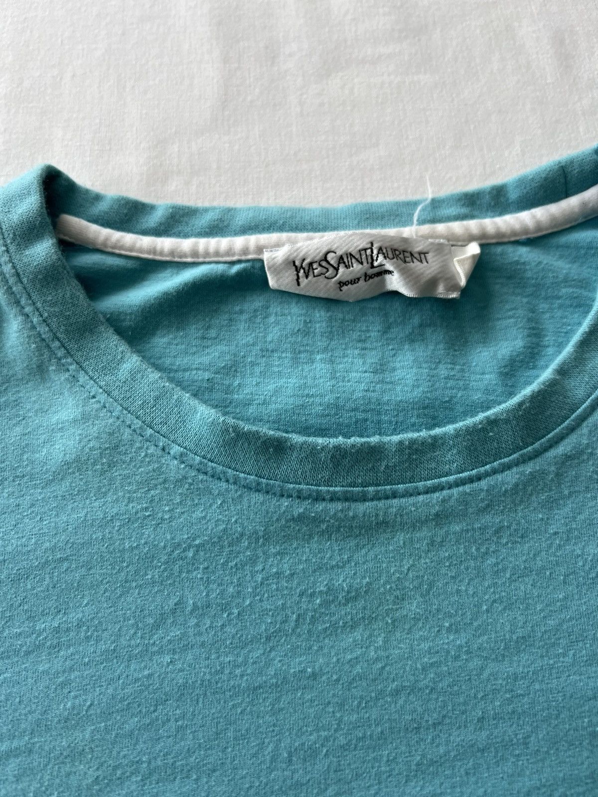 Vintage Vintage Yves Saint Laurent YVS Pour Homme Blue Tee Size US L / EU 52-54 / 3 - 8 Thumbnail