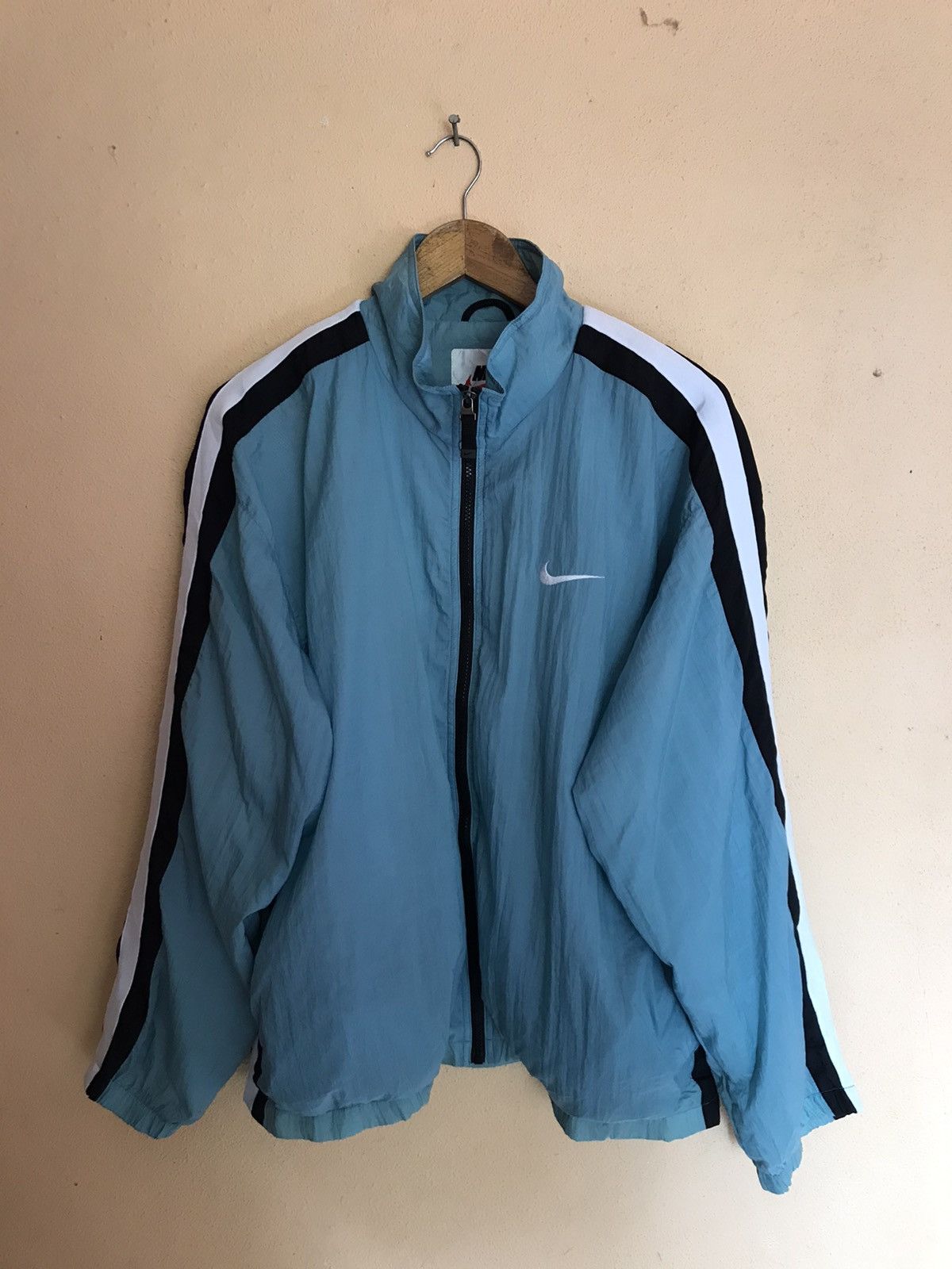 Nike RARE VINTAGE 90s NIKE GREY TAG JACKET Size US L / EU 52-54 / 3 - 9 Thumbnail