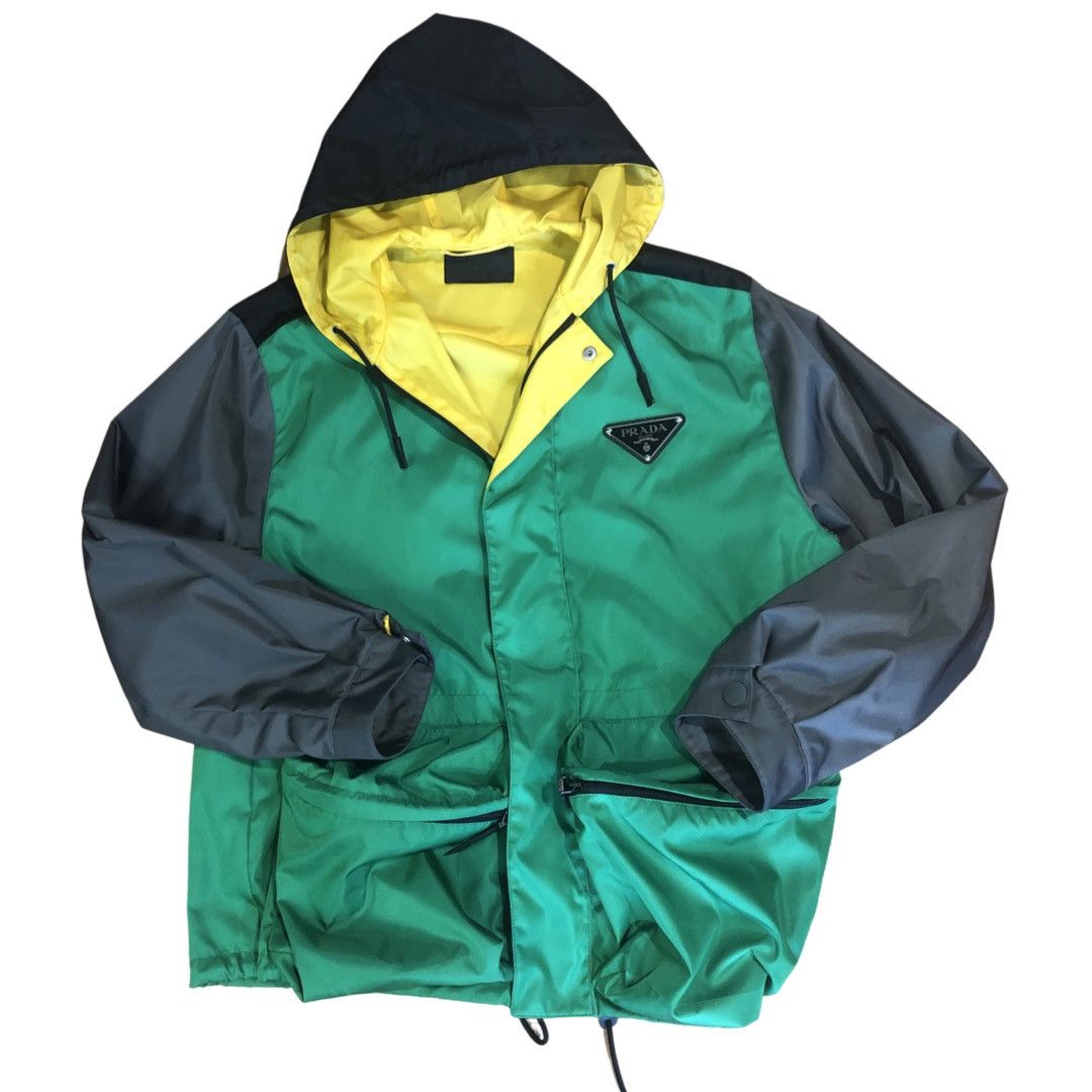 Prada PRADA SS20 AOYAMA EXCLUSIVE NYLON COLOUR BLOCK JACKET Size US S / EU 44-46 / 1 - 3 Thumbnail