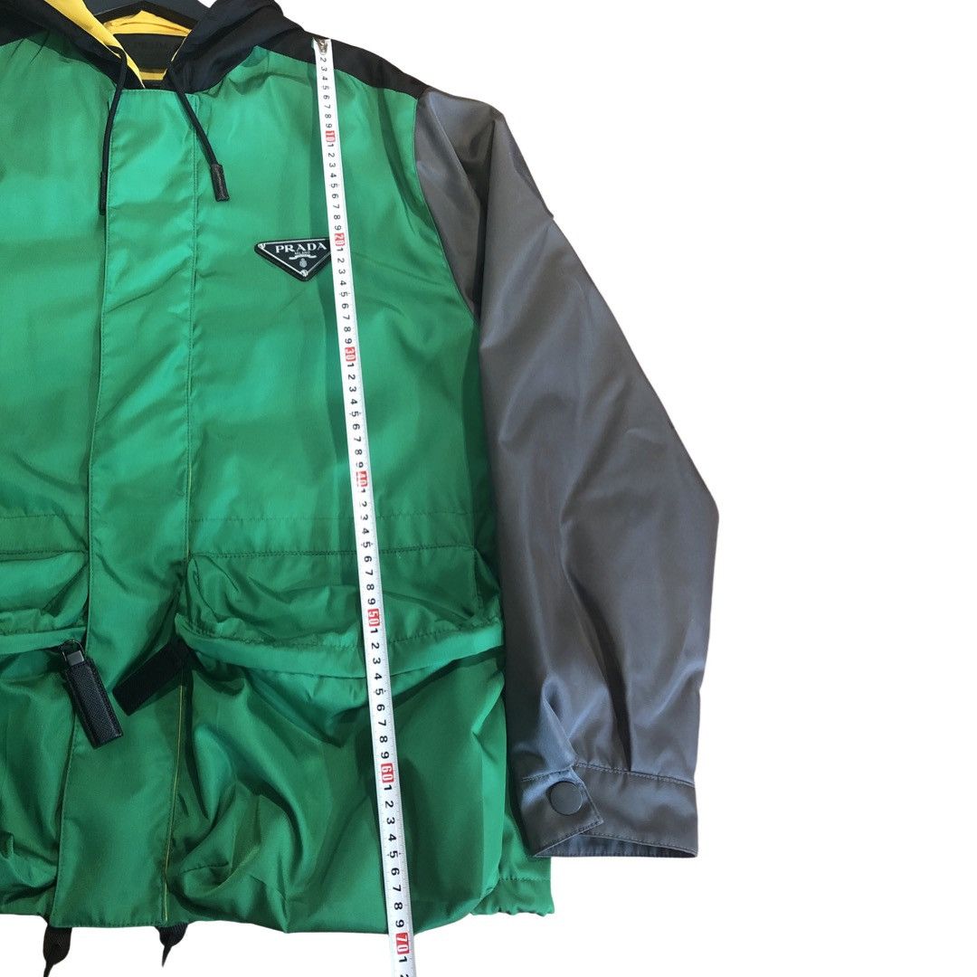 Prada PRADA SS20 AOYAMA EXCLUSIVE NYLON COLOUR BLOCK JACKET Size US S / EU 44-46 / 1 - 15 Thumbnail