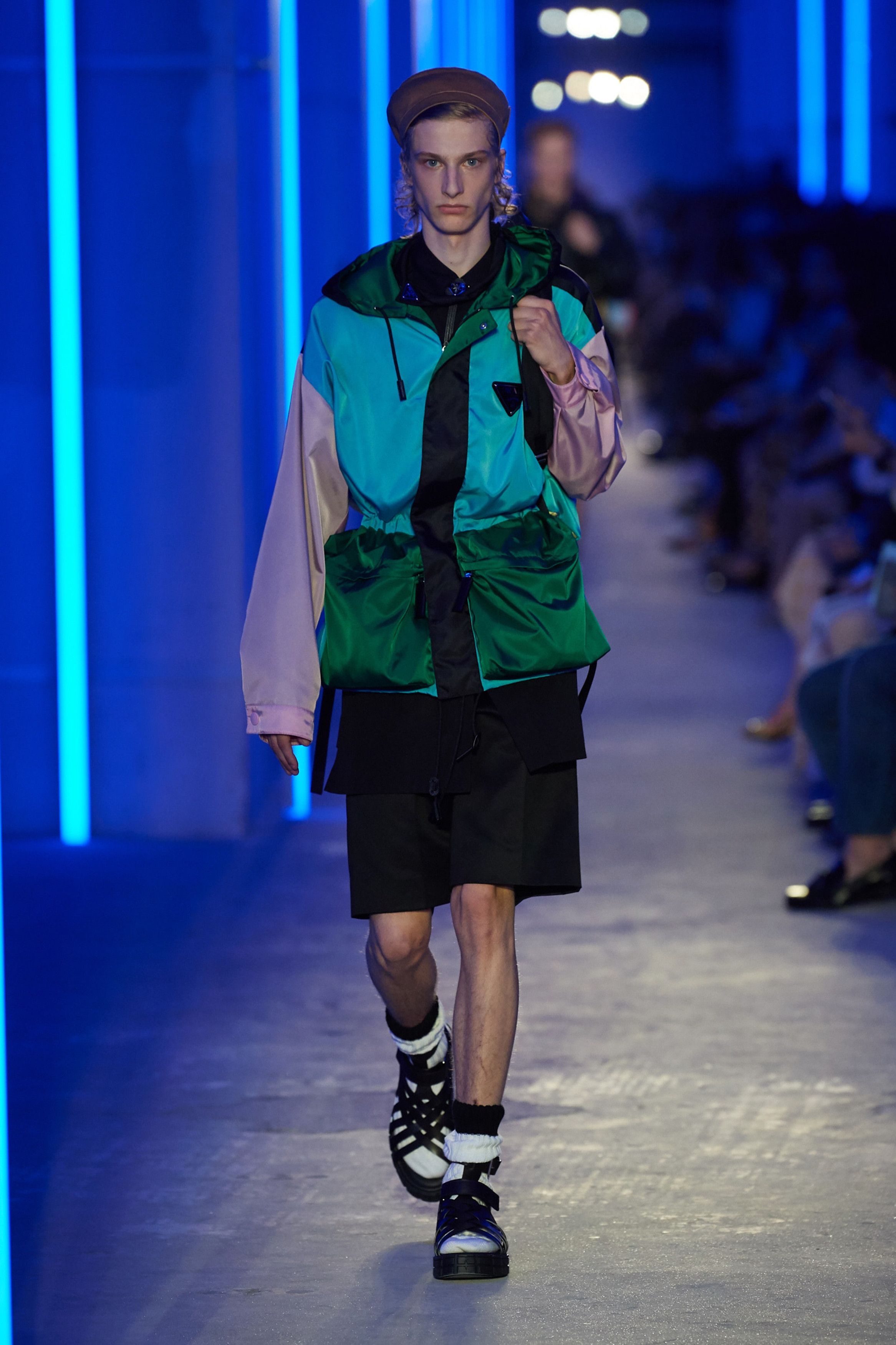 Prada PRADA SS20 AOYAMA EXCLUSIVE NYLON COLOUR BLOCK JACKET Size US S / EU 44-46 / 1 - 16 Thumbnail