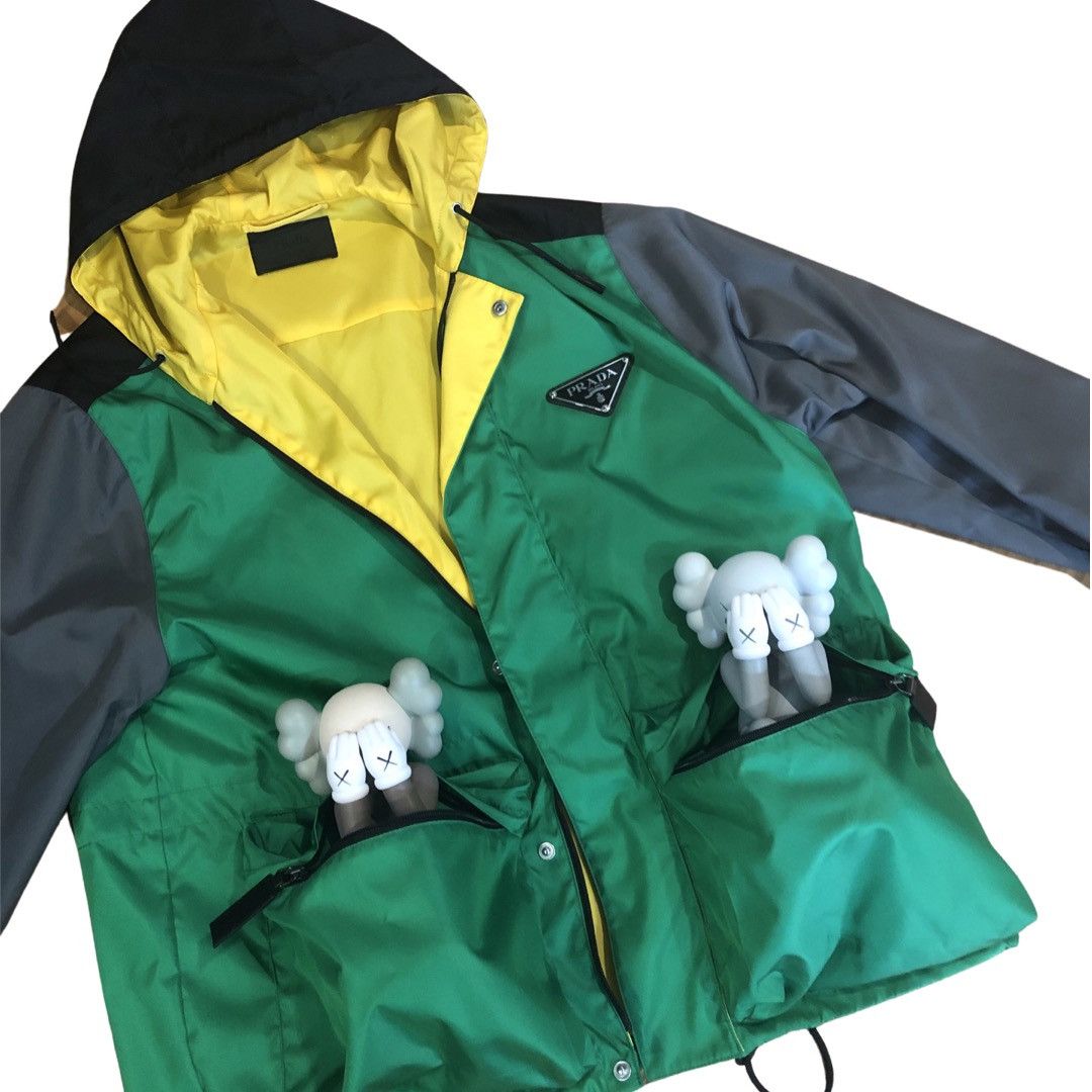 Prada PRADA SS20 AOYAMA EXCLUSIVE NYLON COLOUR BLOCK JACKET Size US S / EU 44-46 / 1 - 6 Thumbnail