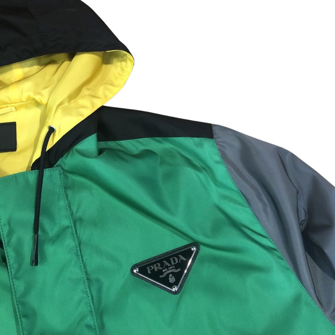 Prada PRADA SS20 AOYAMA EXCLUSIVE NYLON COLOUR BLOCK JACKET Size US S / EU 44-46 / 1 - 4 Thumbnail