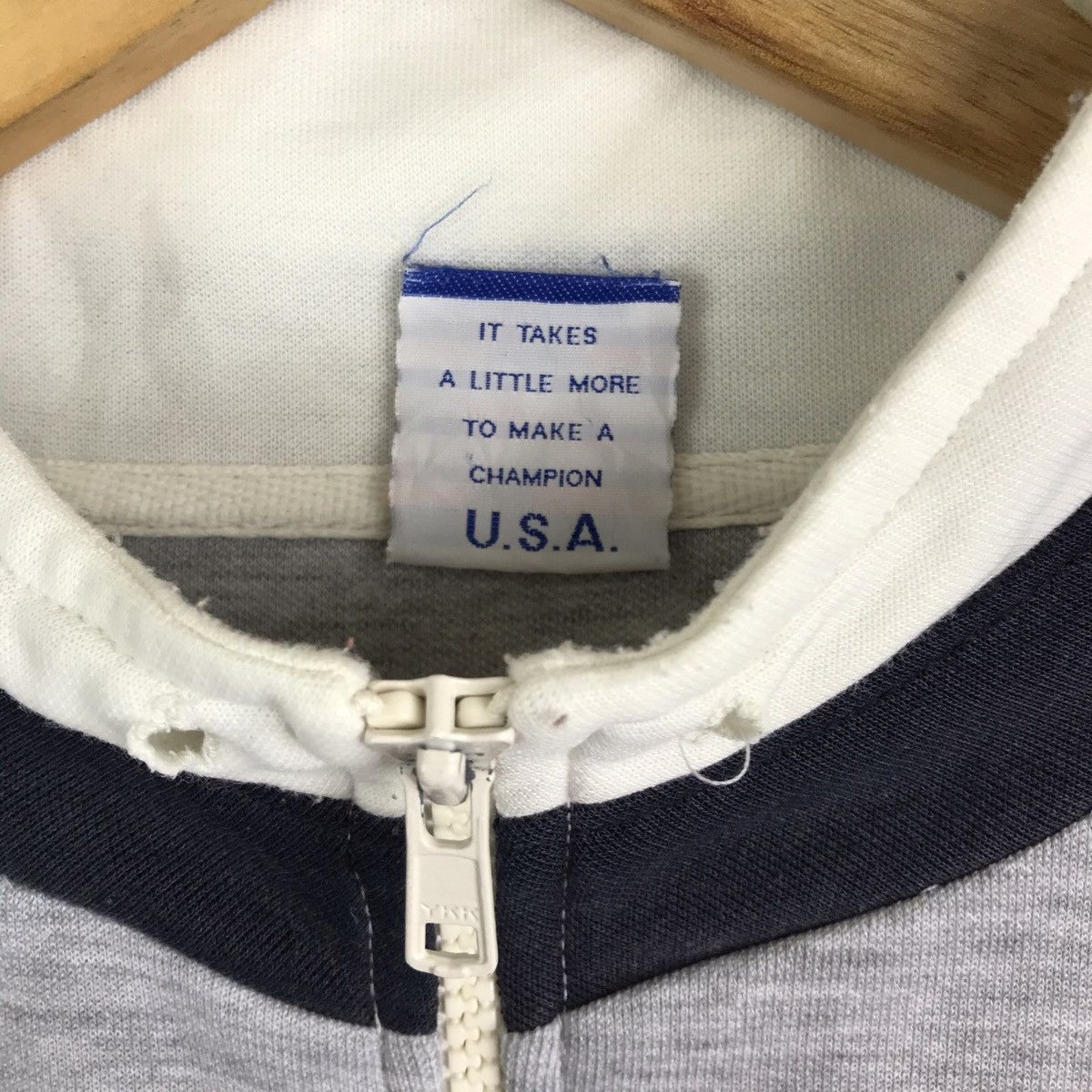 Champion Vintage 90s Champion Spell Out Half Zipper Sweatshirt Size US L / EU 52-54 / 3 - 8 Thumbnail