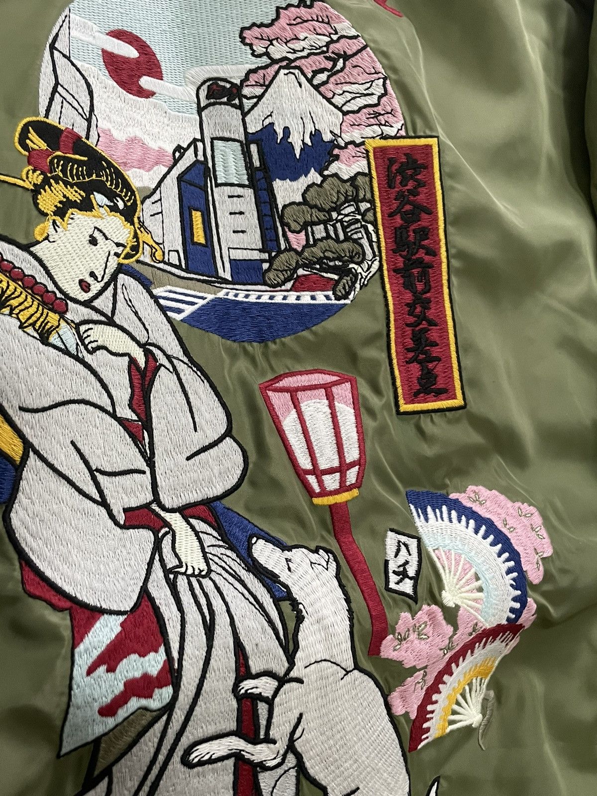 Vanquish Souvenir hanger Ma1 jacket Size US L / EU 52-54 / 3 - 11 Thumbnail
