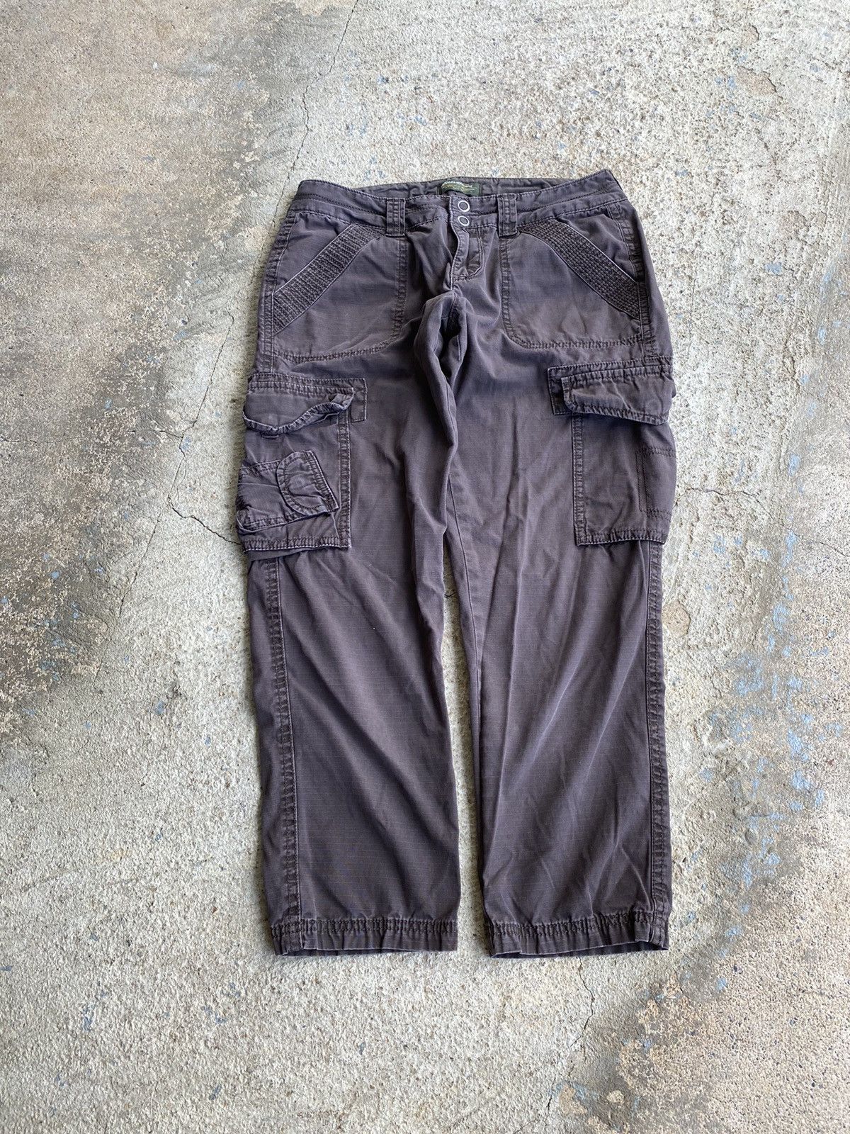 Eddie Bauer × Vintage Vintage Y2K Eddie Bauer Brown Cargo Pants Size 28" / US 6 / IT 42 - 1 Thumbnail