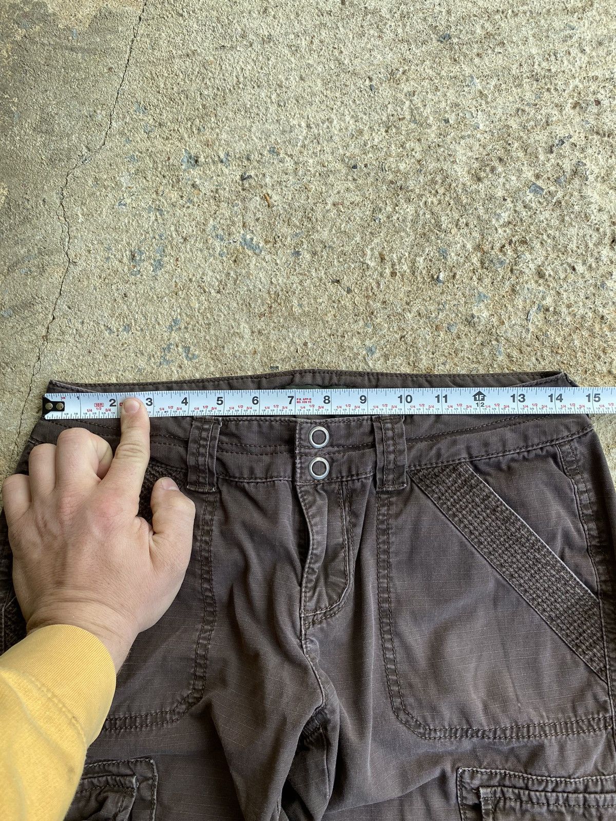 Eddie Bauer × Vintage Vintage Y2K Eddie Bauer Brown Cargo Pants Size 28" / US 6 / IT 42 - 7 Thumbnail