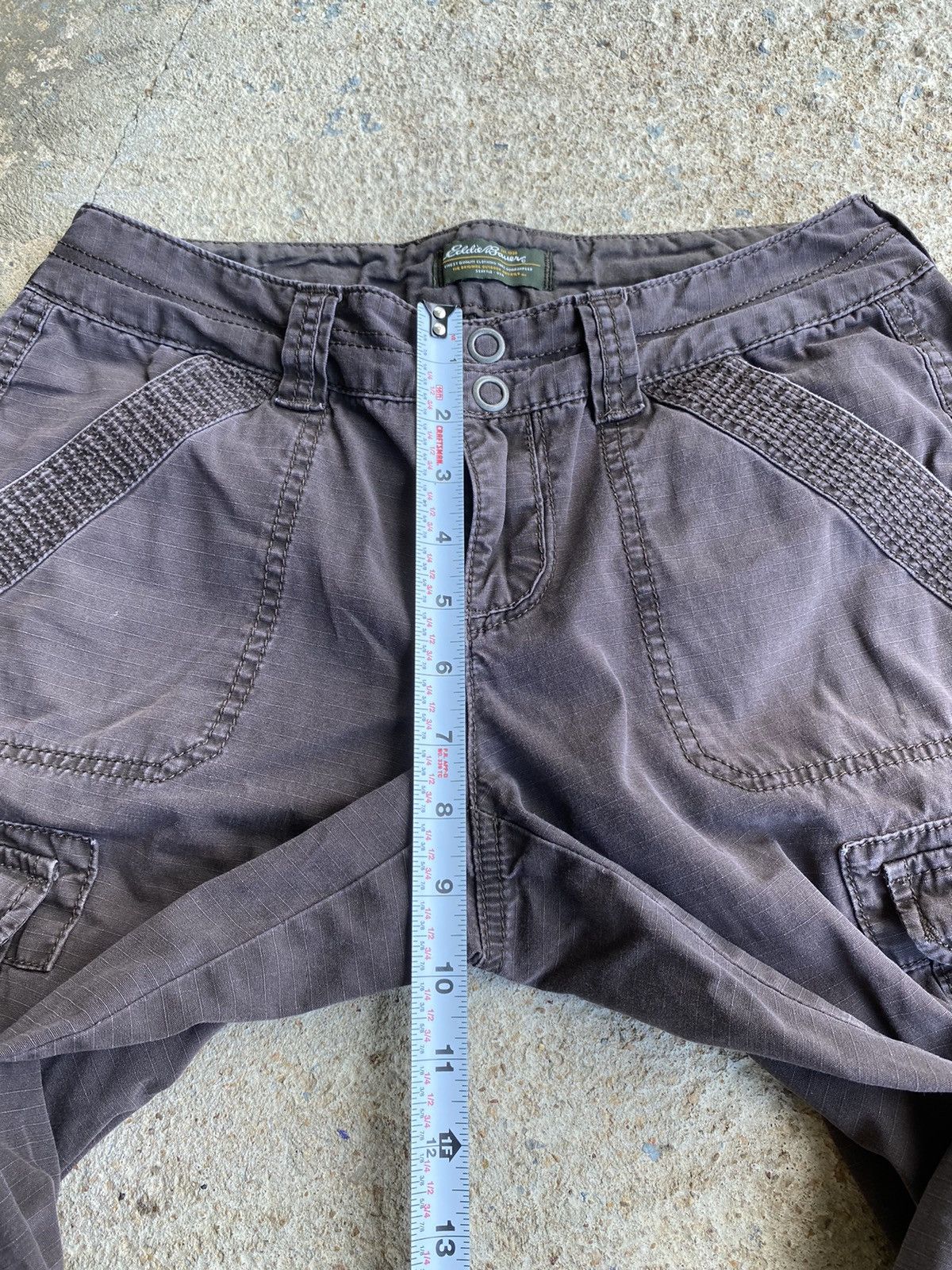 Eddie Bauer × Vintage Vintage Y2K Eddie Bauer Brown Cargo Pants Size 28" / US 6 / IT 42 - 9 Thumbnail