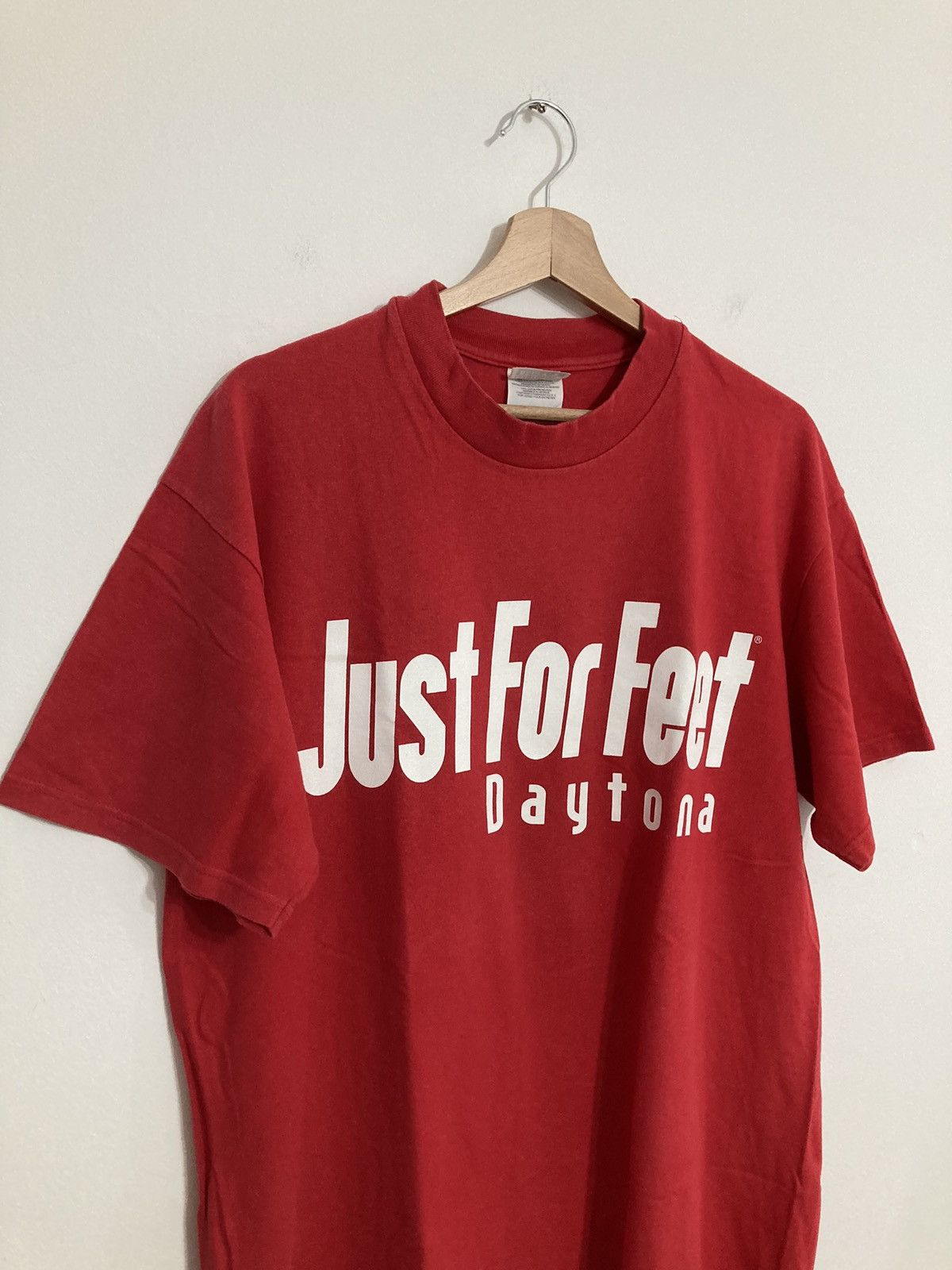 Vintage Vintage Daytona Racing T-shirt Retro 90s y2k Size US L / EU 52-54 / 3 - 4 Thumbnail