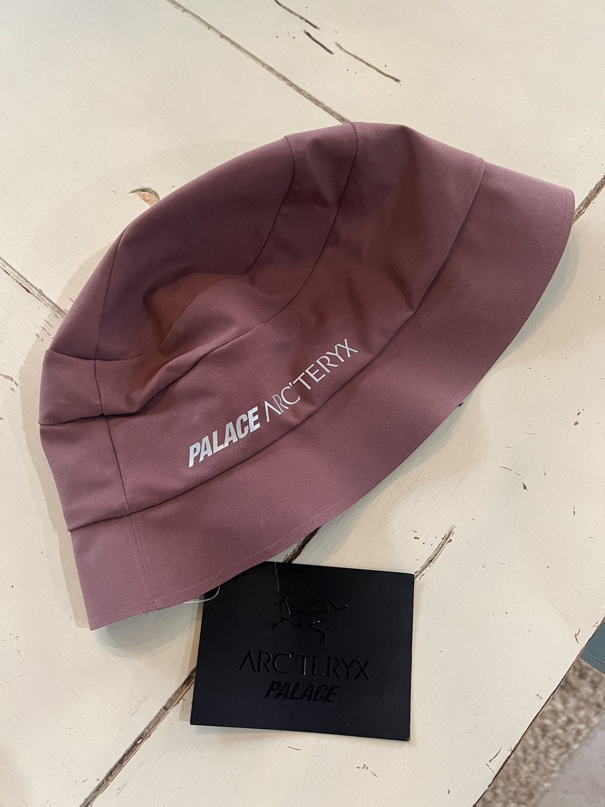 Arc'teryx × Palace Sinsolo Bucket Hat | Grailed