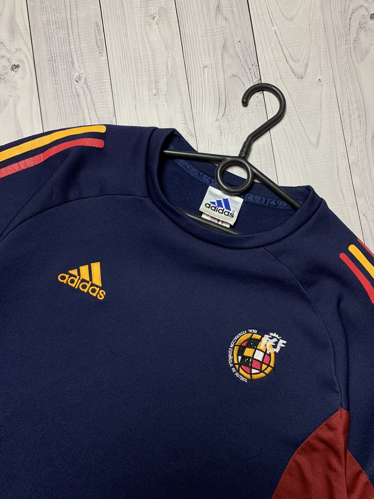 Adidas × Vintage Vintage Spain soccer sweatshirt Adidad rare size M Size US M / EU 48-50 / 2 - 3 Thumbnail