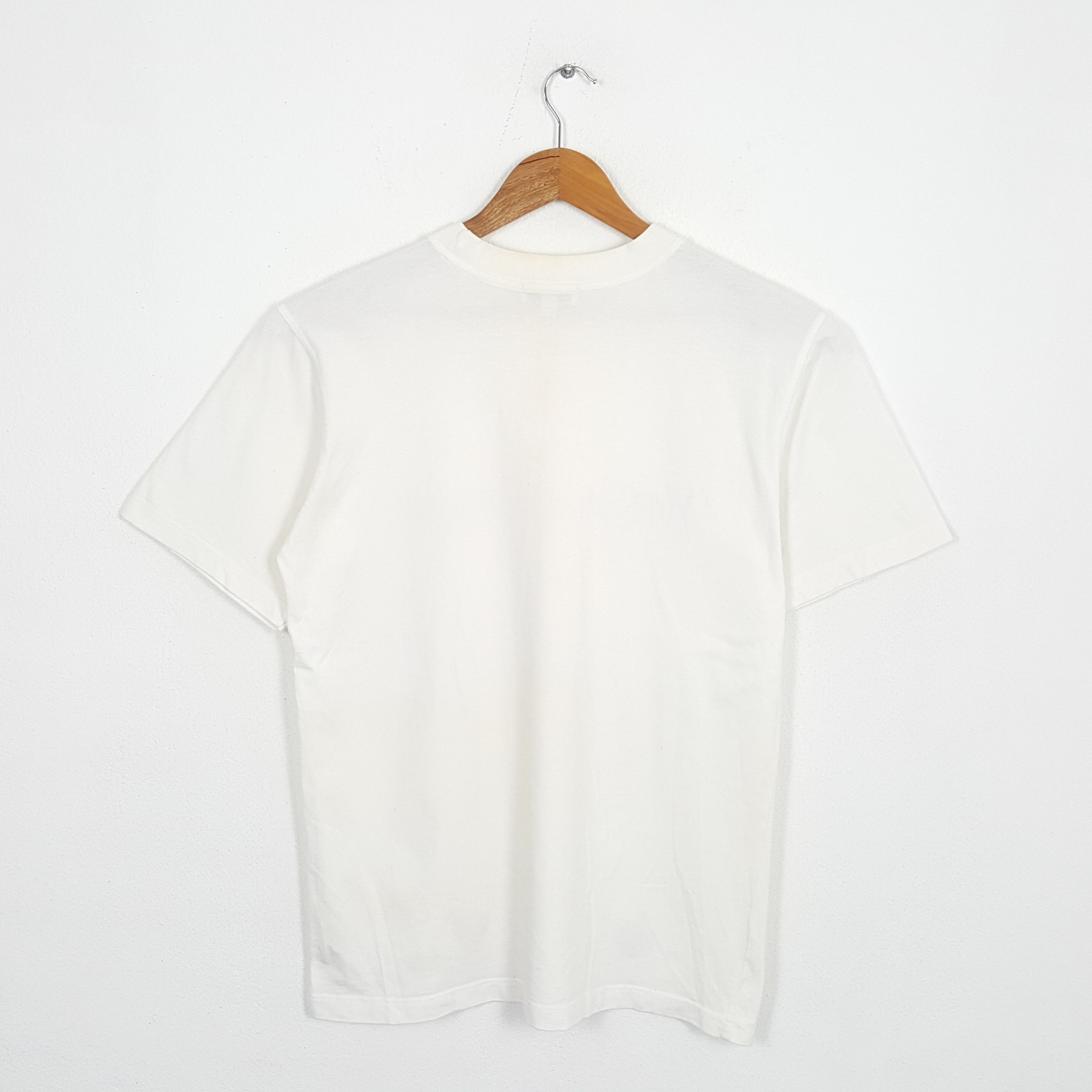 Vintage × Yves Saint Laurent Vintage YVES SAINT LAURENT Spell Out Design T-Shirt Size US L / EU 52-54 / 3 - 3 Thumbnail