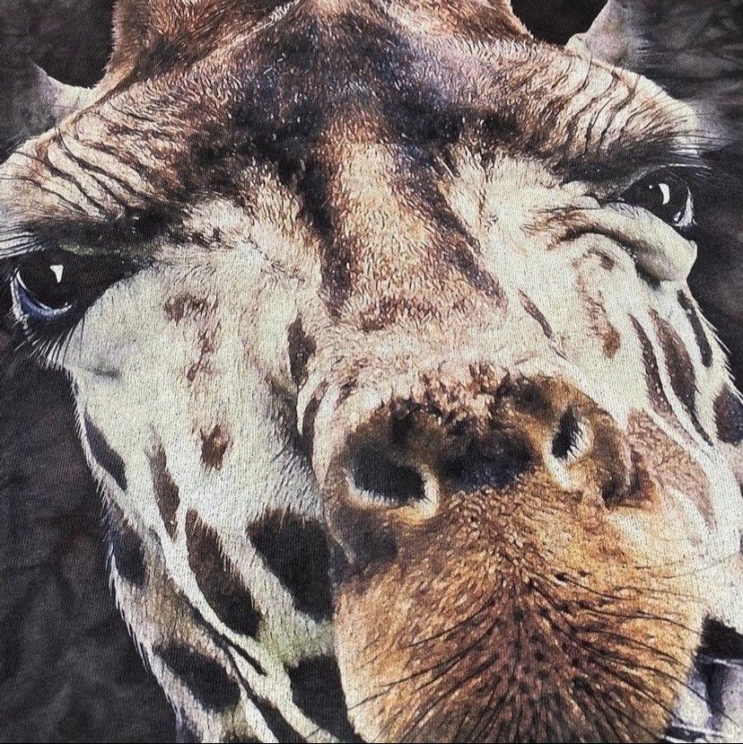 Other The Mountain Giraffe Tee (DDP / No Import Fees) Size US M / EU 48-50 / 2 - 3 Thumbnail