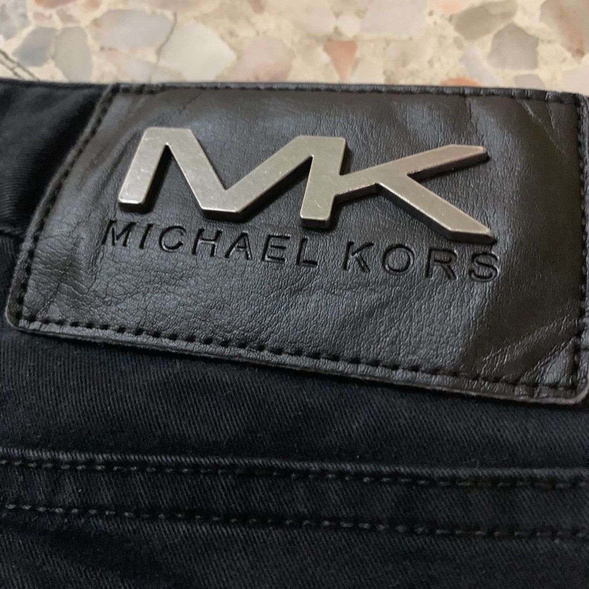 Michael Kors Michael Kors casual pants tailored fit Size US 34 / EU 50 - 13 Thumbnail