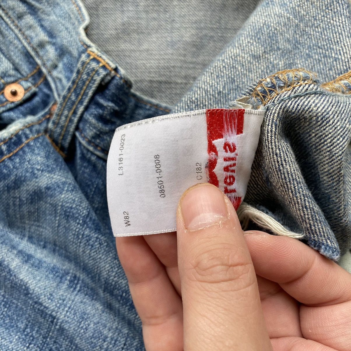 Levi's Vintage Levi’s 501 Distressed Jeans – Classic Size US 31 - 11 Thumbnail