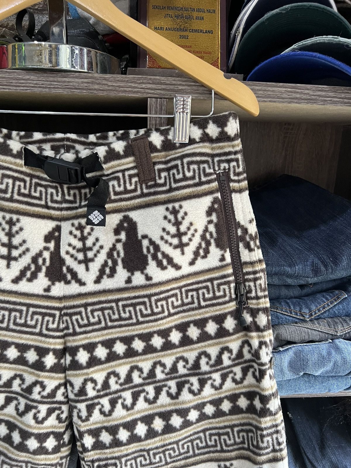 Columbia 🔥Columbia Native Navajo Short Pant Size US 32 / EU 48 - 5 Thumbnail