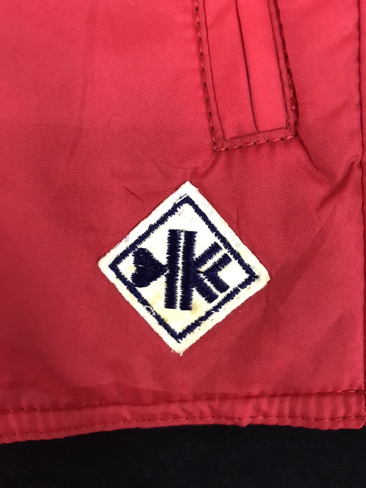 Vintage Vintage Shamrock Sporting Gear Windbreaker Onitsuka Style Size US S / EU 44-46 / 1 - 7 Thumbnail