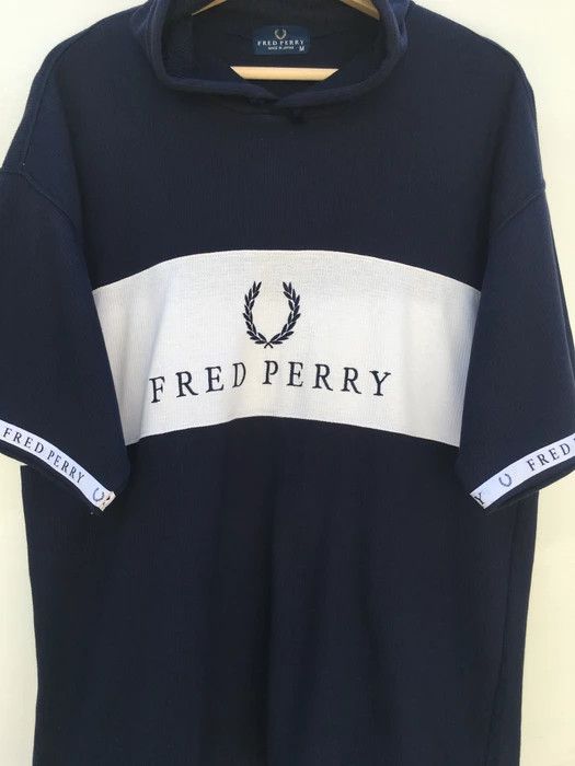 Fred Perry Short Sleeve Hoodie with Big Logo Fred Perry Size US M / EU 48-50 / 2 - 6 Thumbnail