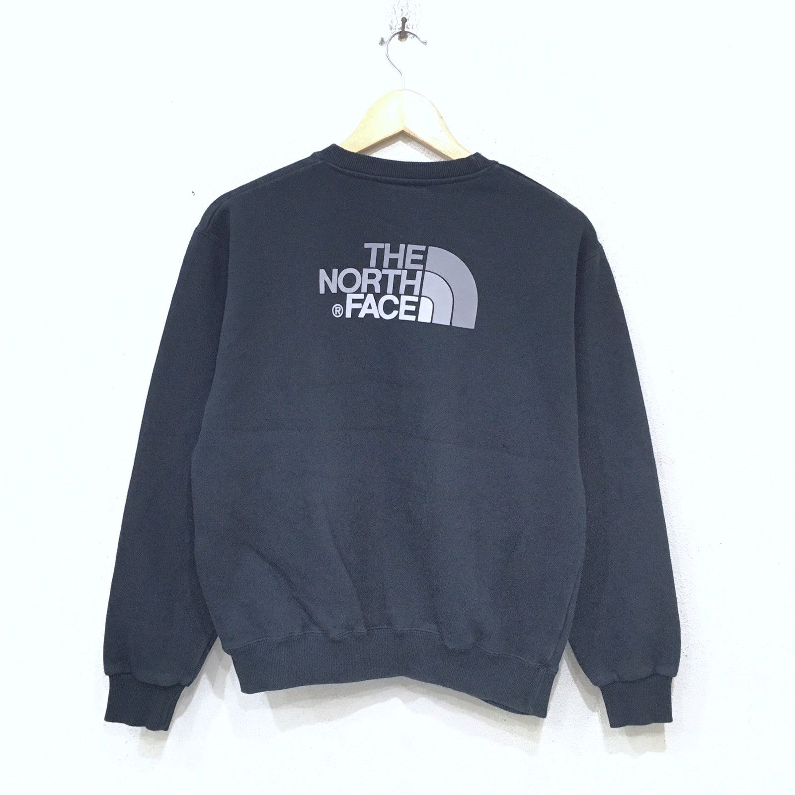 The North Face THE NORTH FACE BIG LOGO SWEATSHIRT BLACK COLOUR SMALL SIZE Size US S / EU 44-46 / 1 - 1 Thumbnail