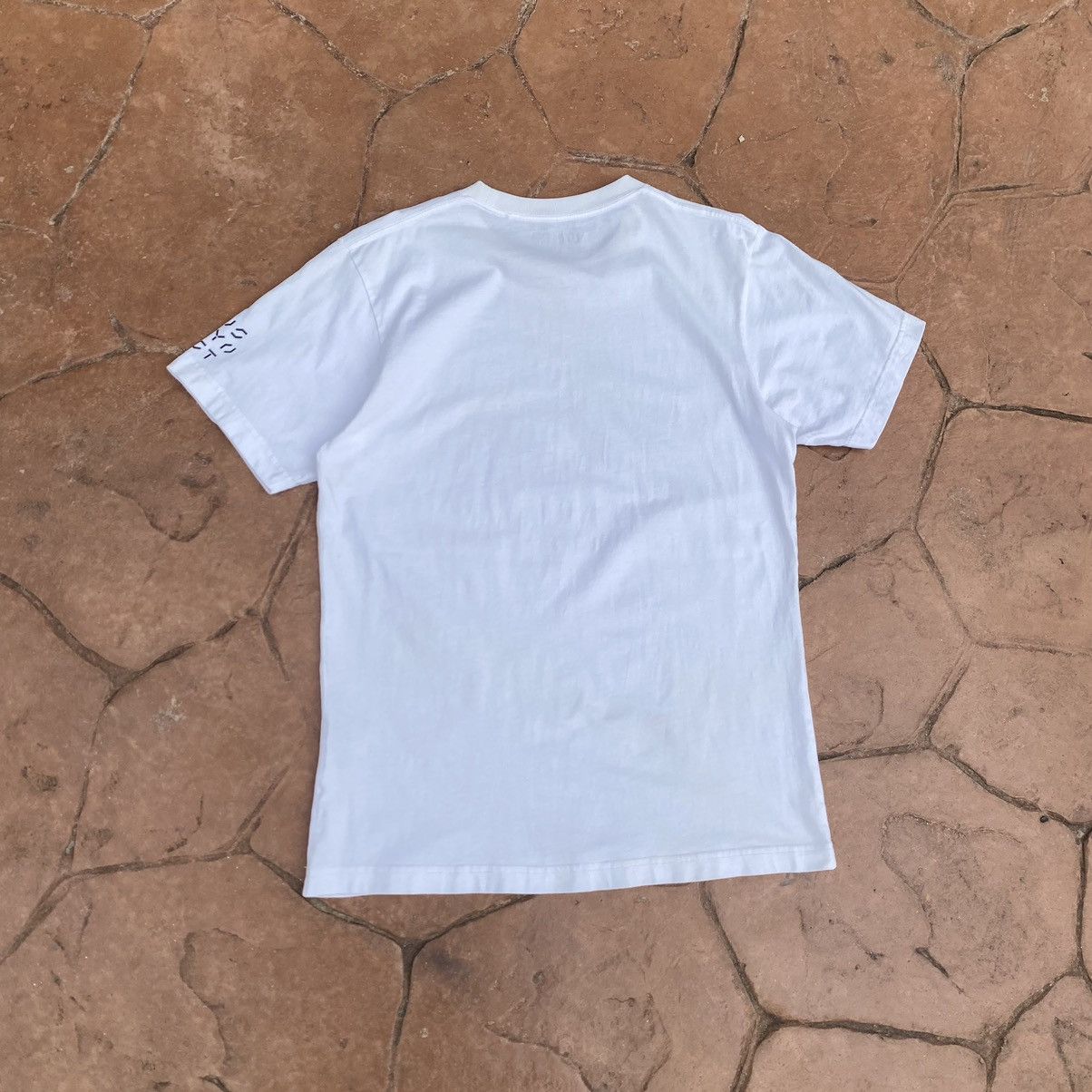 Kaws × Uniqlo Thrashed Kaws Tokyo First x Uniqlo ERD GRUNGE GRAIL TEE Size US M / EU 48-50 / 2 - 3 Thumbnail