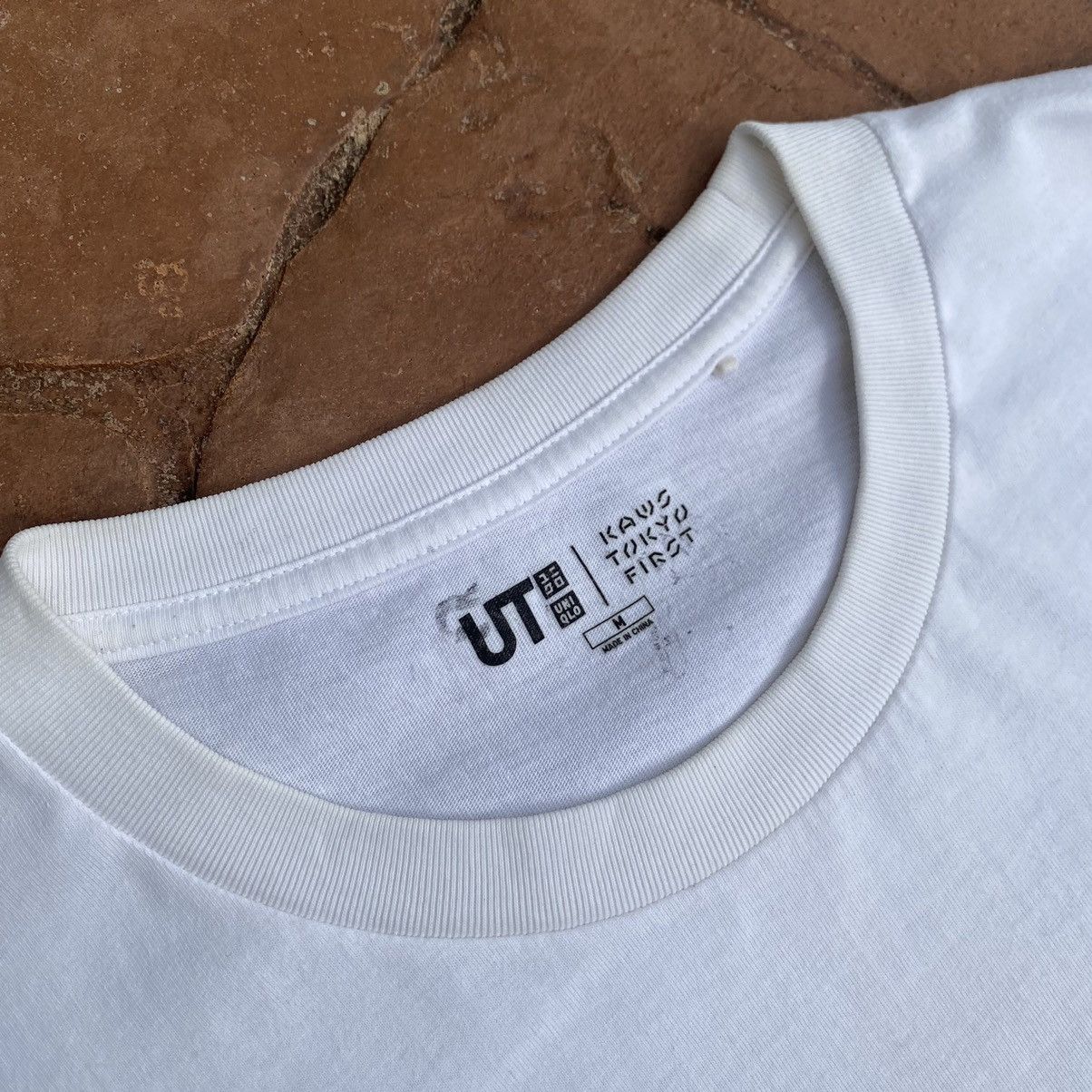 Kaws × Uniqlo Thrashed Kaws Tokyo First x Uniqlo ERD GRUNGE GRAIL TEE Size US M / EU 48-50 / 2 - 4 Thumbnail