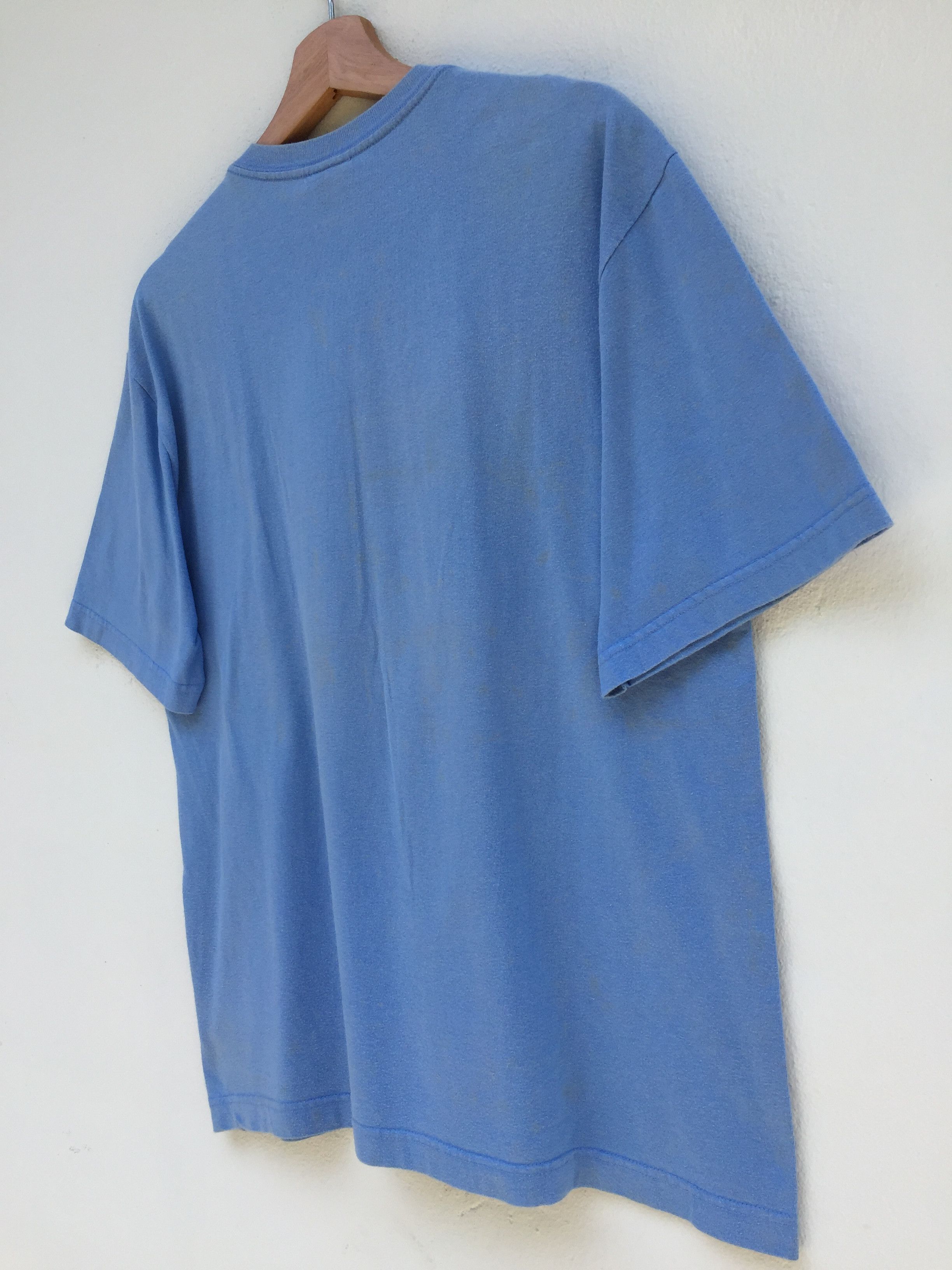 Tommy Hilfiger Vintage 90s Tommy Hilfiger big flag script t shirt Size US M / EU 48-50 / 2 - 9 Thumbnail