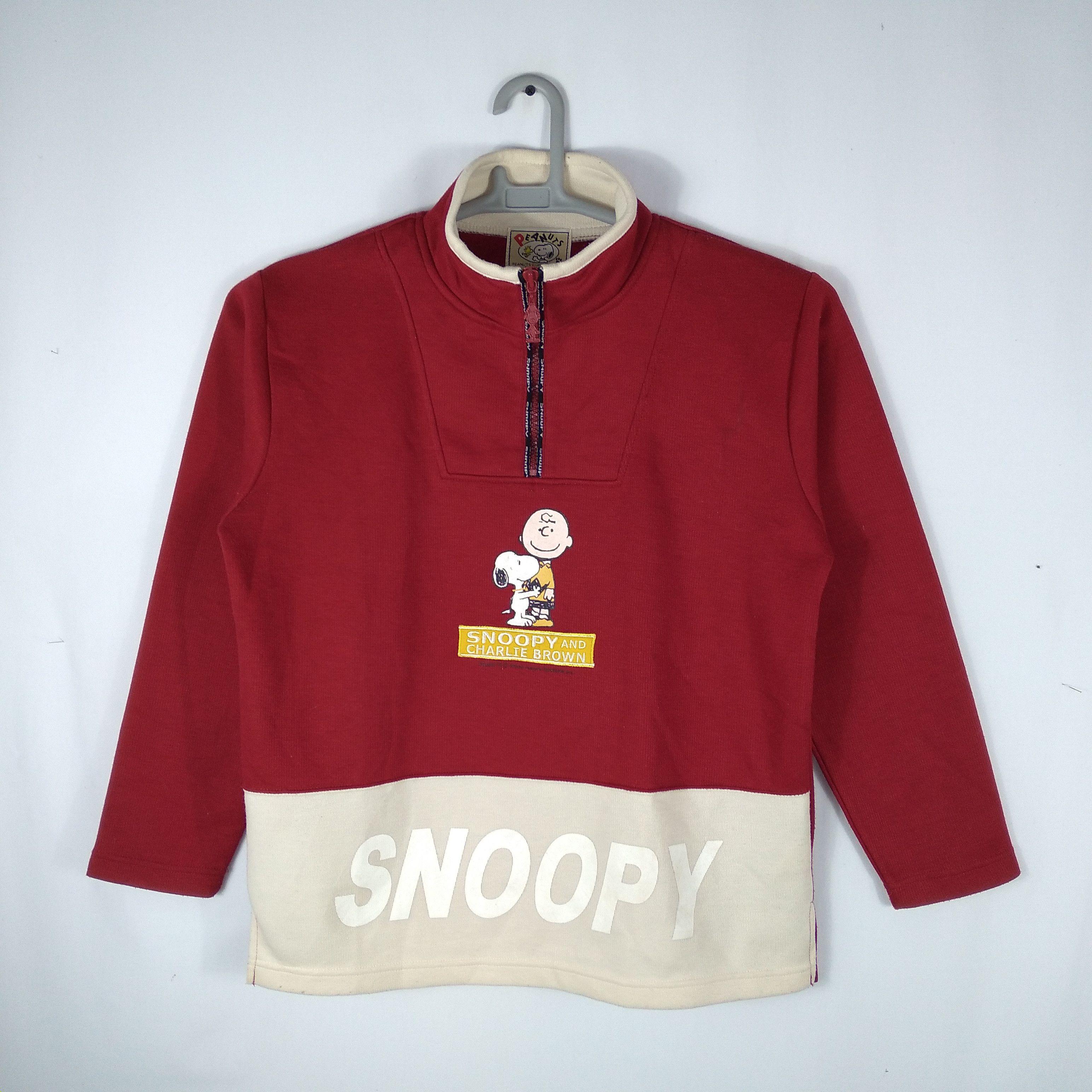 Vintage 90s Iconic Cartoon Snoopy Half Zipper Sweatshirts