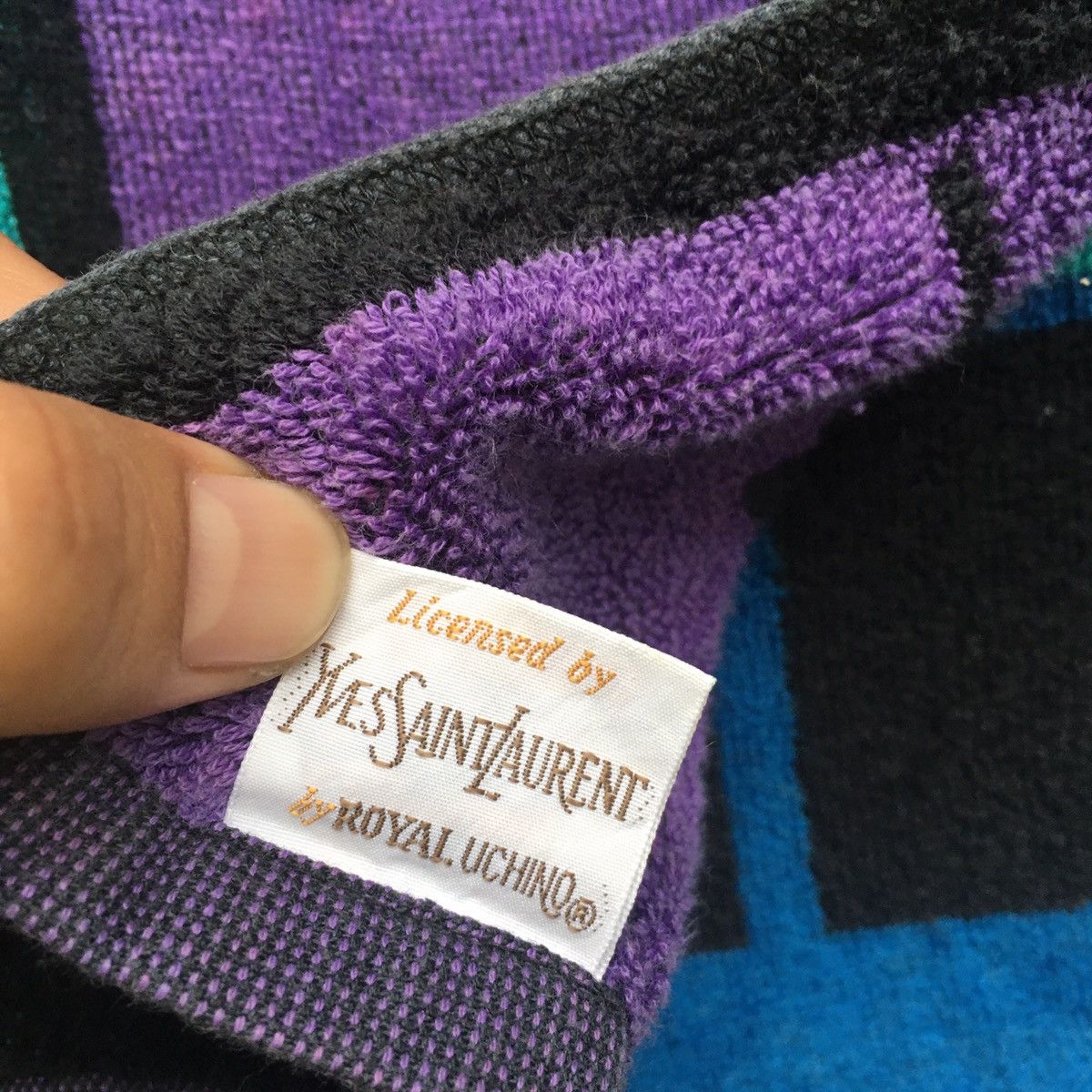 Yves Saint Laurent YSL Gym Towel Size ONE SIZE - 7 Thumbnail
