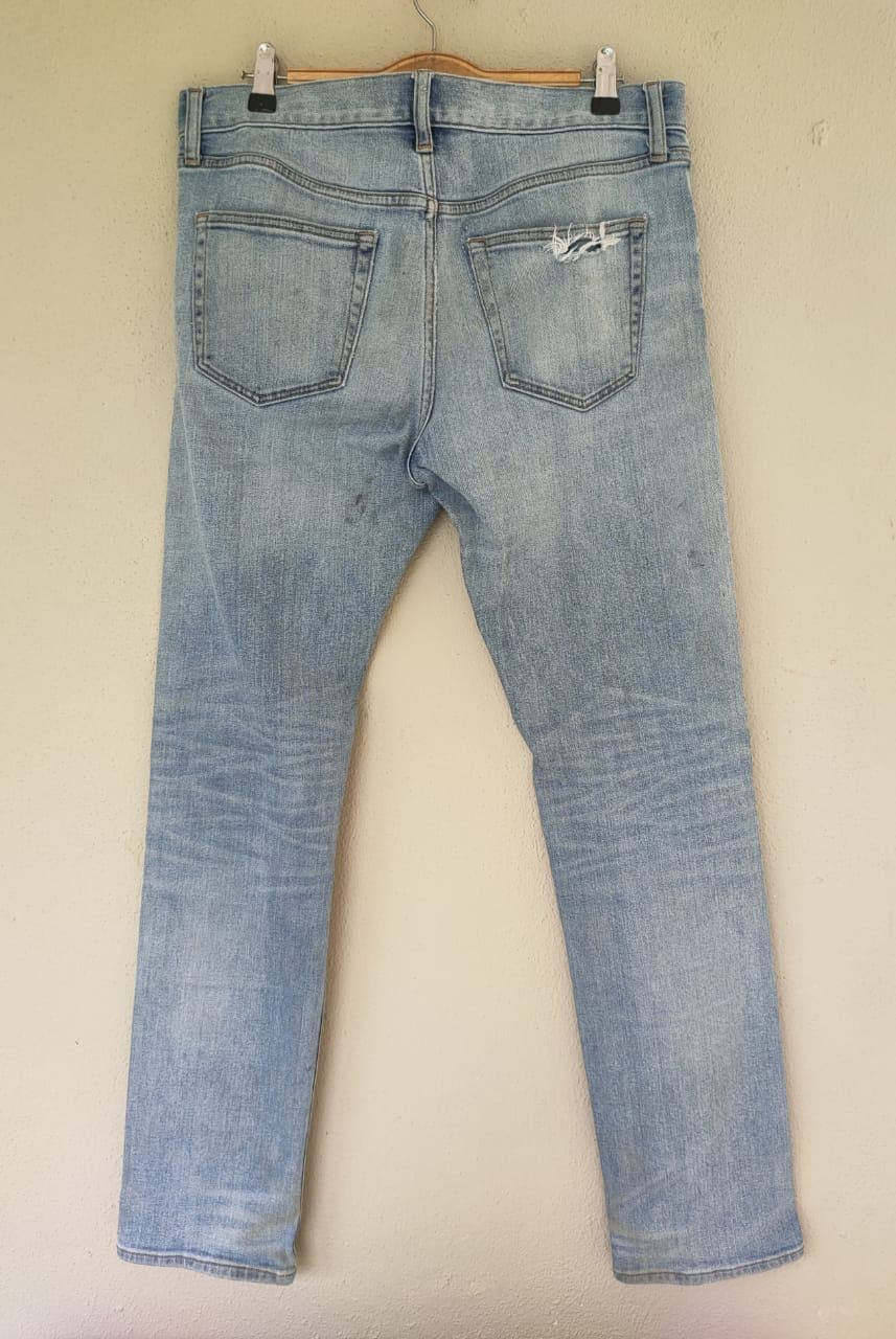 Uniqlo Uniqlo Distressed Selvedge Denim Size US 34 / EU 50 - 2 Thumbnail