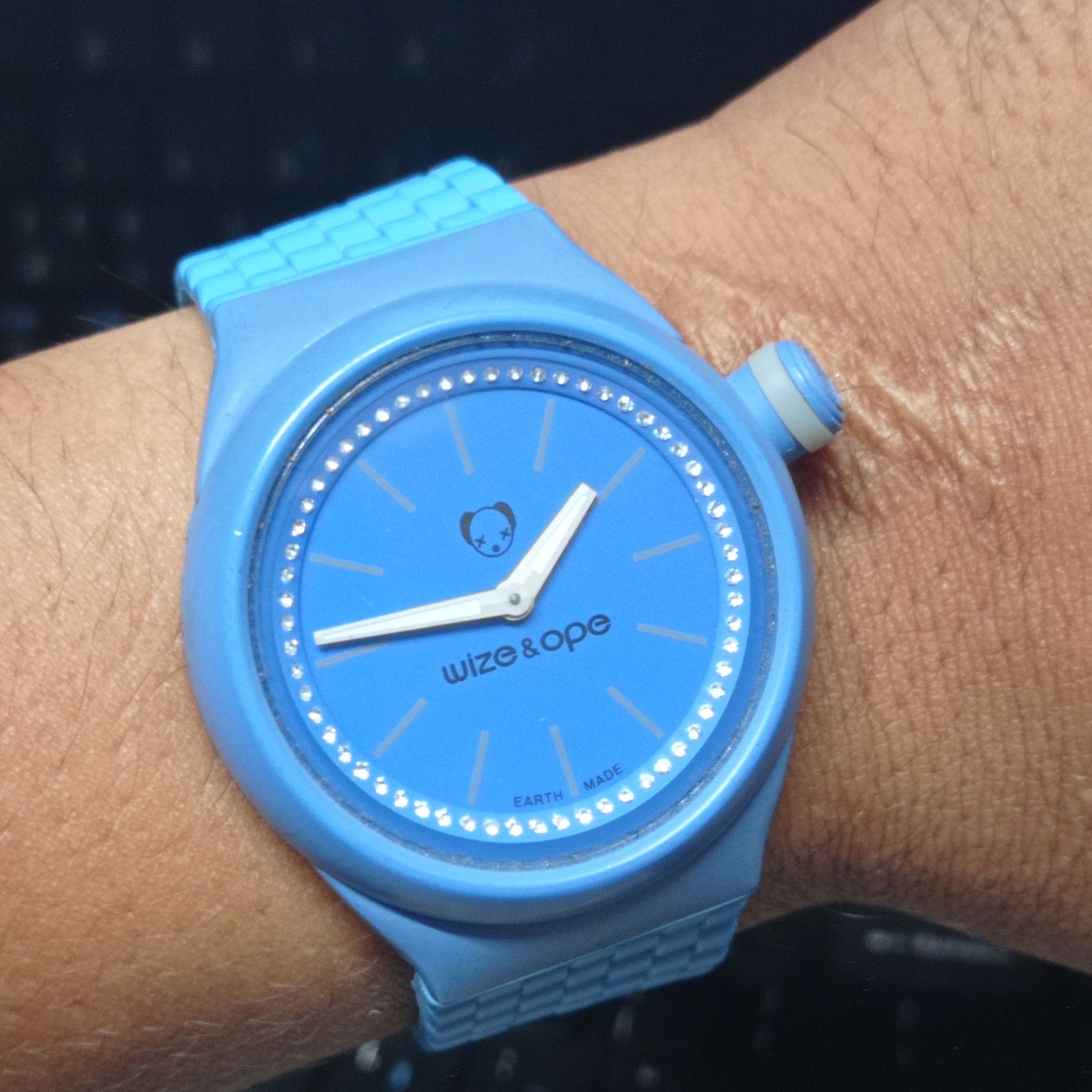 Limited 💥 Vintage WIZE & APE (EARTH MADE) Authentic Watch