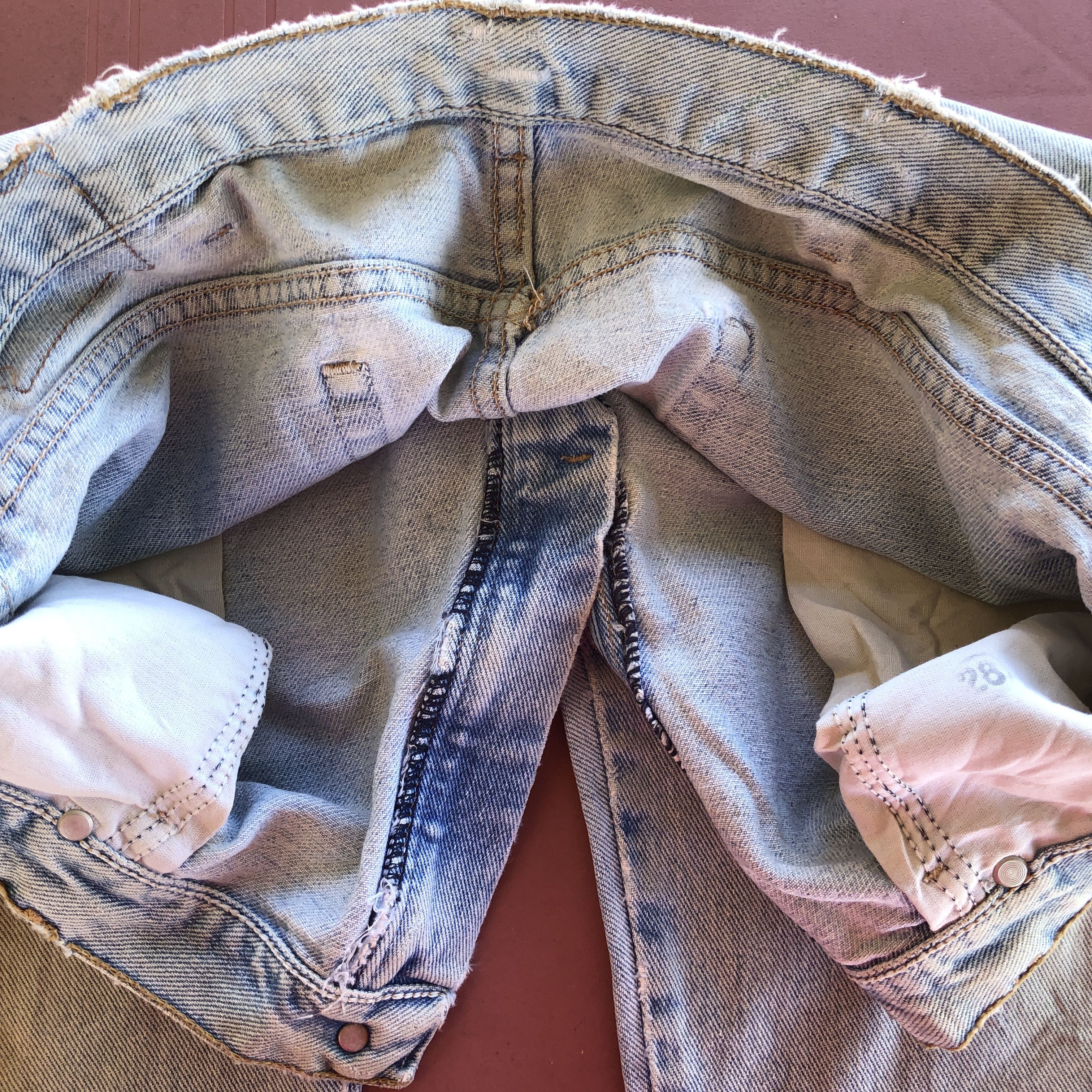 Wrangler Vintage Dirty Wrangler Distressed Jeans Wrangler Denim Size US 34 / EU 50 - 11 Thumbnail
