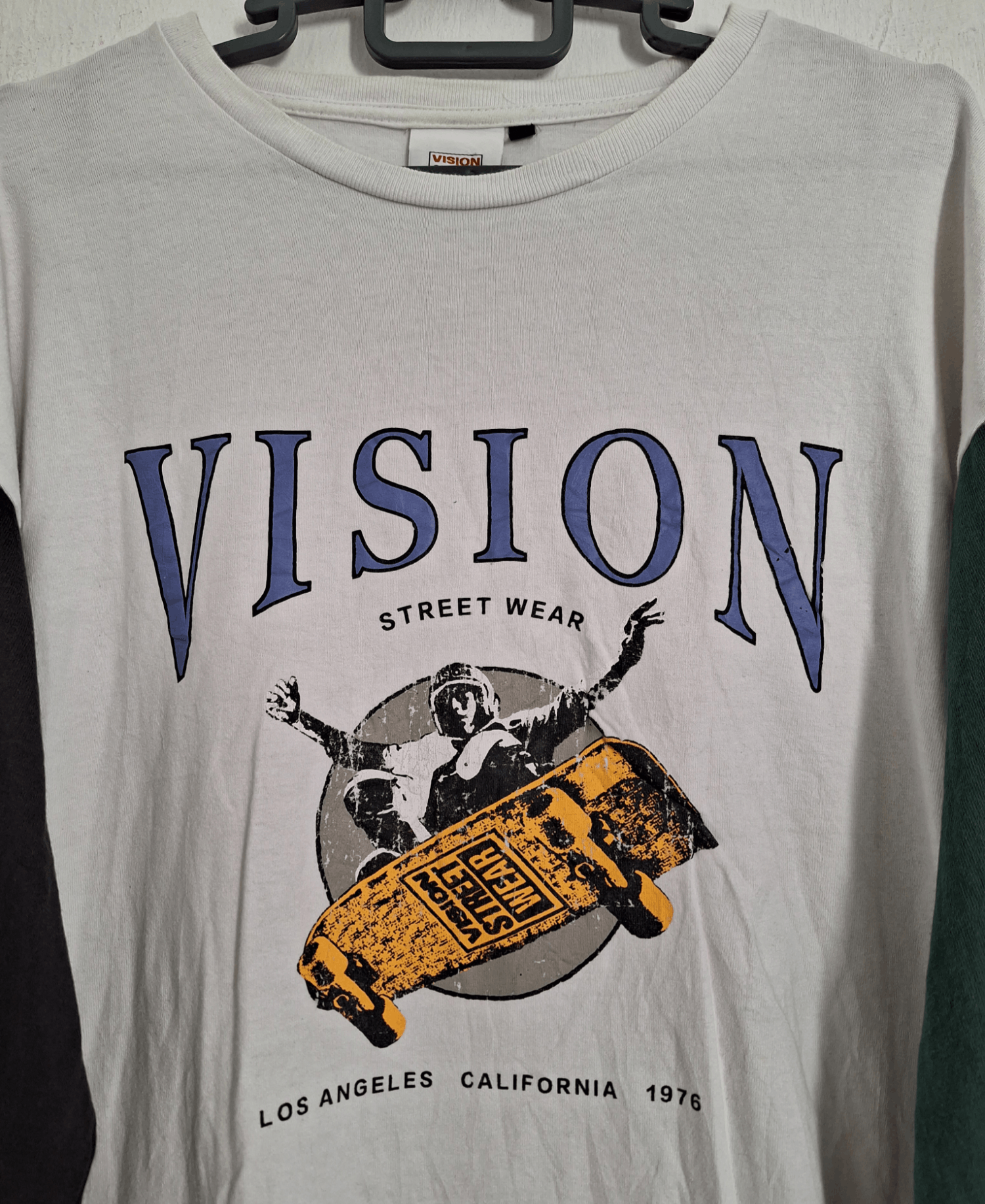 Vision Streetwear Vision Streetwear Skateboard Longsleeve Size US L / EU 52-54 / 3 - 2 Thumbnail