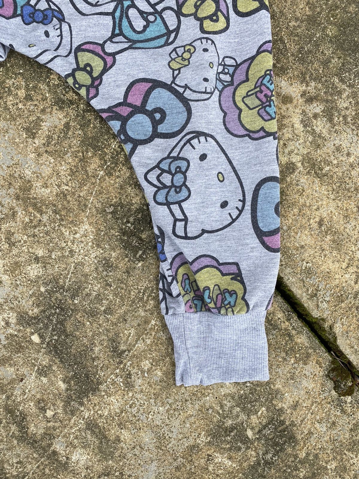 Cartoon Network Hello Kitty harem pants Size US 28 / EU 44 - 5 Thumbnail