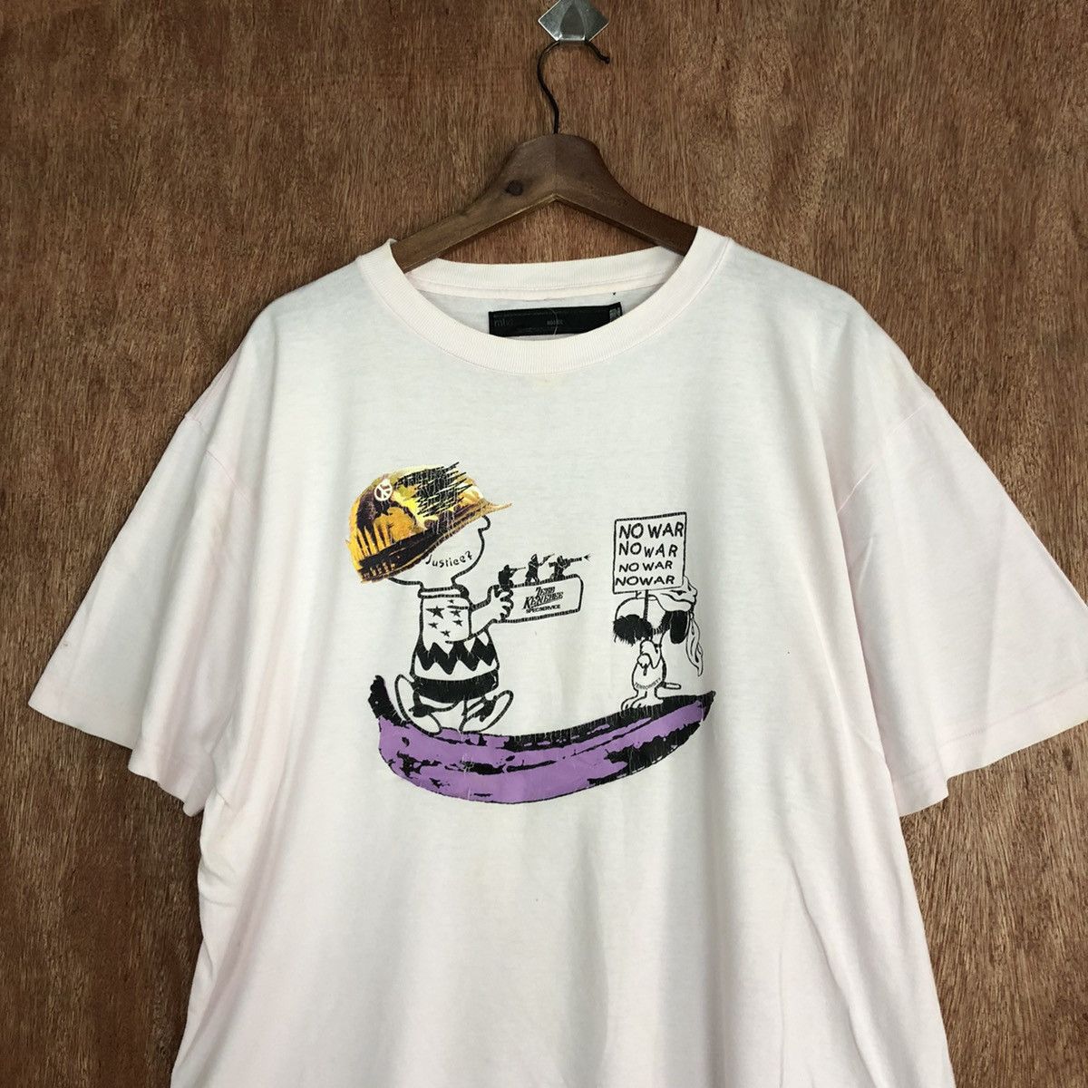 Vintage DLL Ted Kenedee No War WHite SHort Sleeve Tshirt #1451 Size US XL / EU 56 / 4 - 6 Thumbnail
