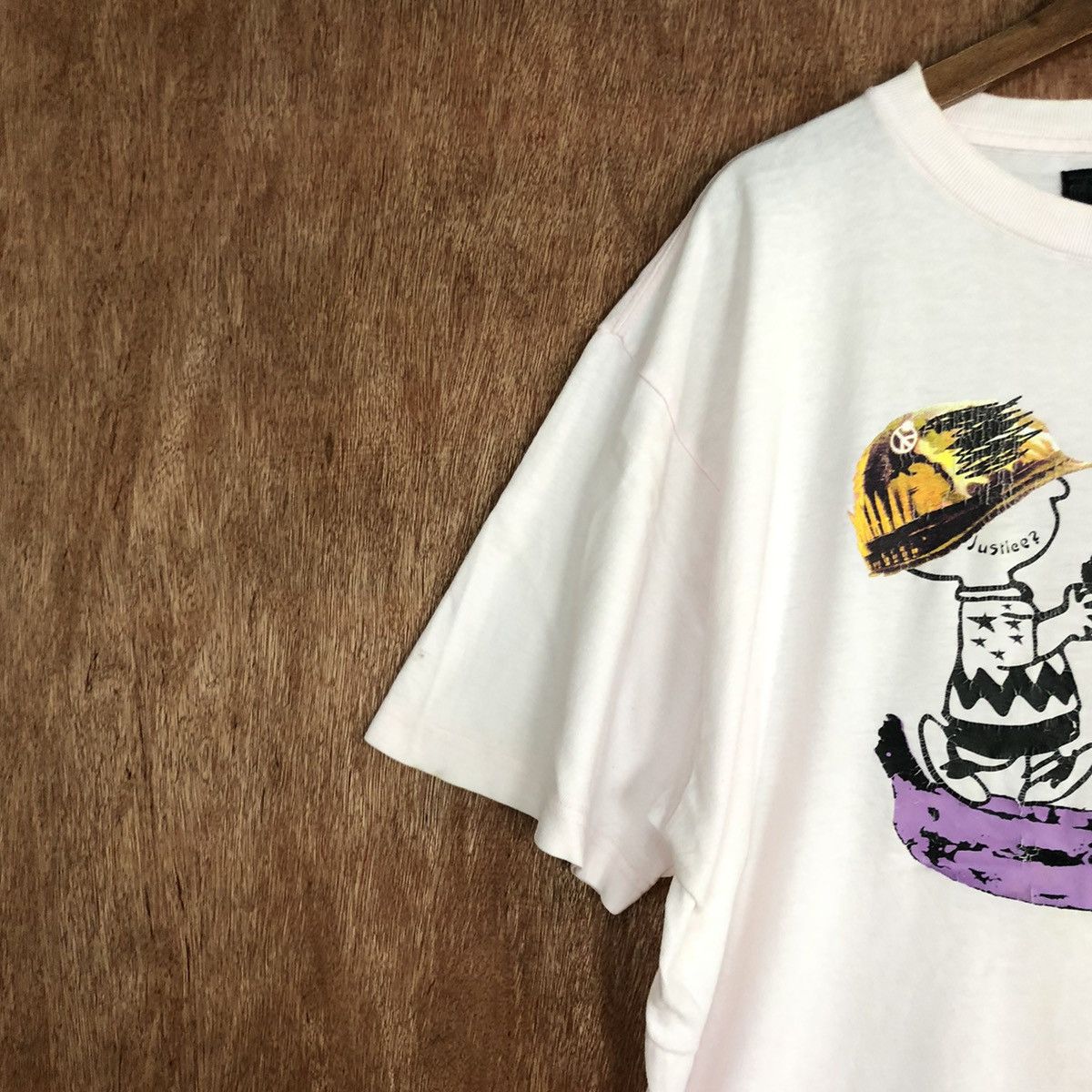 Vintage DLL Ted Kenedee No War WHite SHort Sleeve Tshirt #1451 Size US XL / EU 56 / 4 - 5 Thumbnail