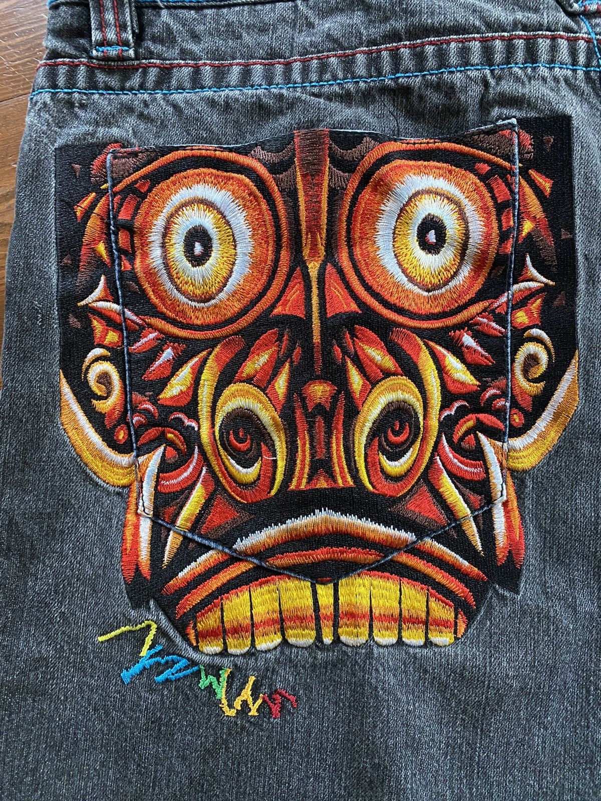 Coogi Vintage Y2K’s Coogi Tribal Embroidery Long Wide Jean Shorts Size US 37 - 21 Thumbnail