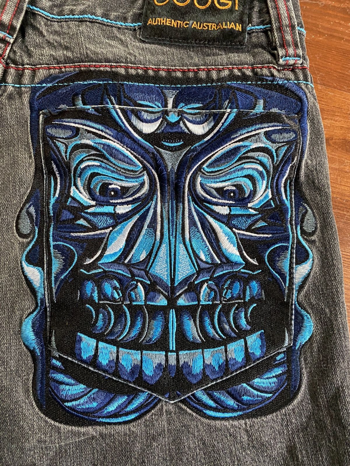 Coogi Vintage Y2K’s Coogi Tribal Embroidery Long Wide Jean Shorts Size US 37 - 20 Thumbnail