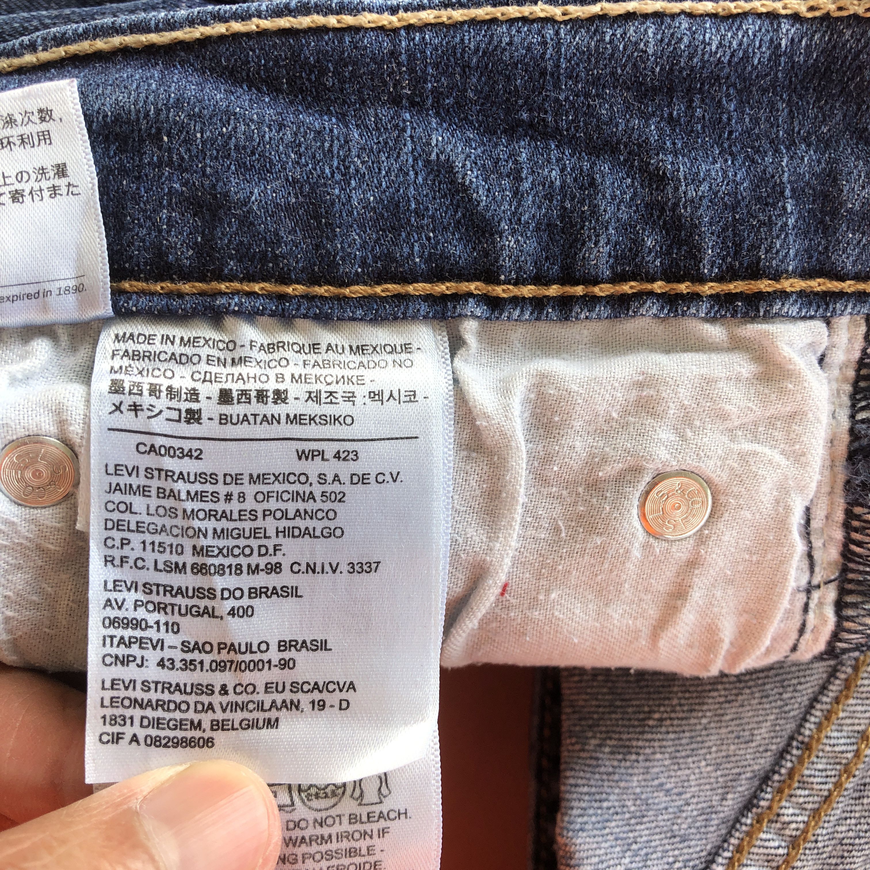 Levi's Vintage Levi's Light Wash Jeans Dirty Levis 505 Denim Pants Size US 34 / EU 50 - 12 Thumbnail